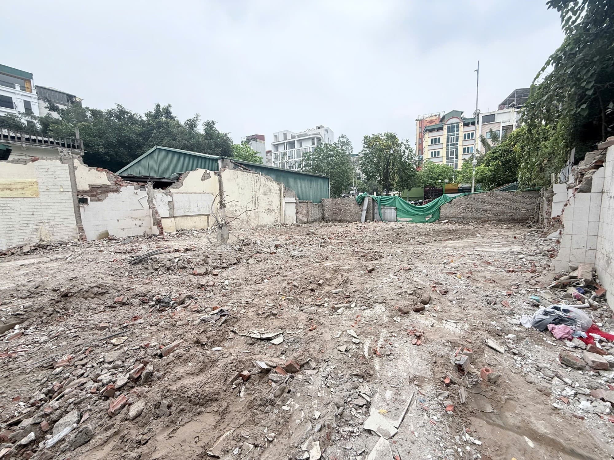 Nhà đất mặt phố, Cầu Giấy, Hà Nội - 173m² giá 95 tỷ