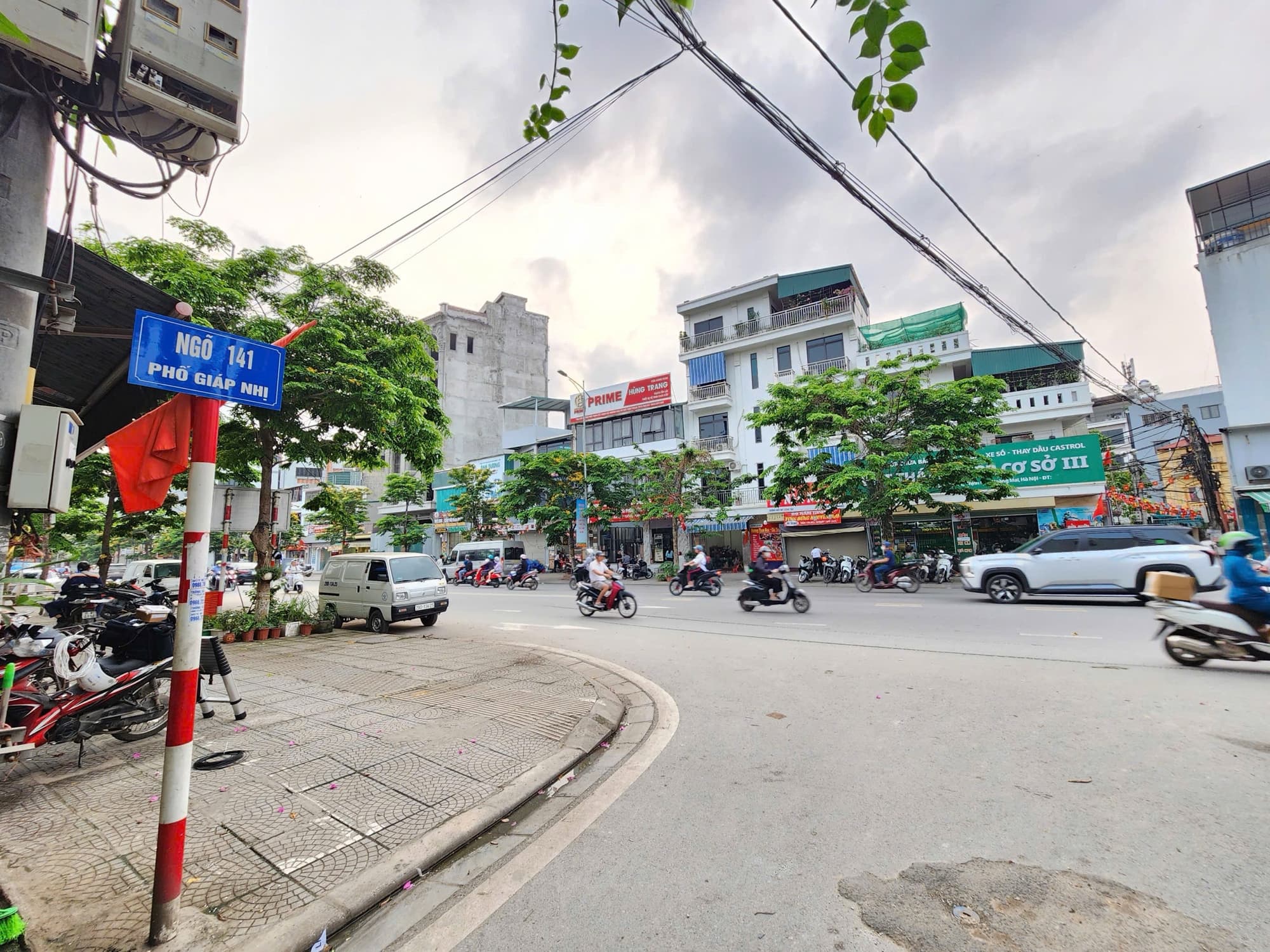 Nhà đất mặt phố, Hoàng Mai, Hà Nội - 56m² giá 10.2 tỷ