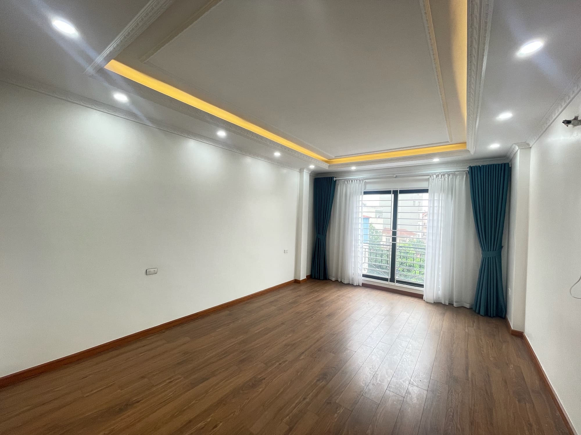 Nhà đất mặt phố, Thanh Trì, Hà Nội - 40m² giá 11.8 tỷ