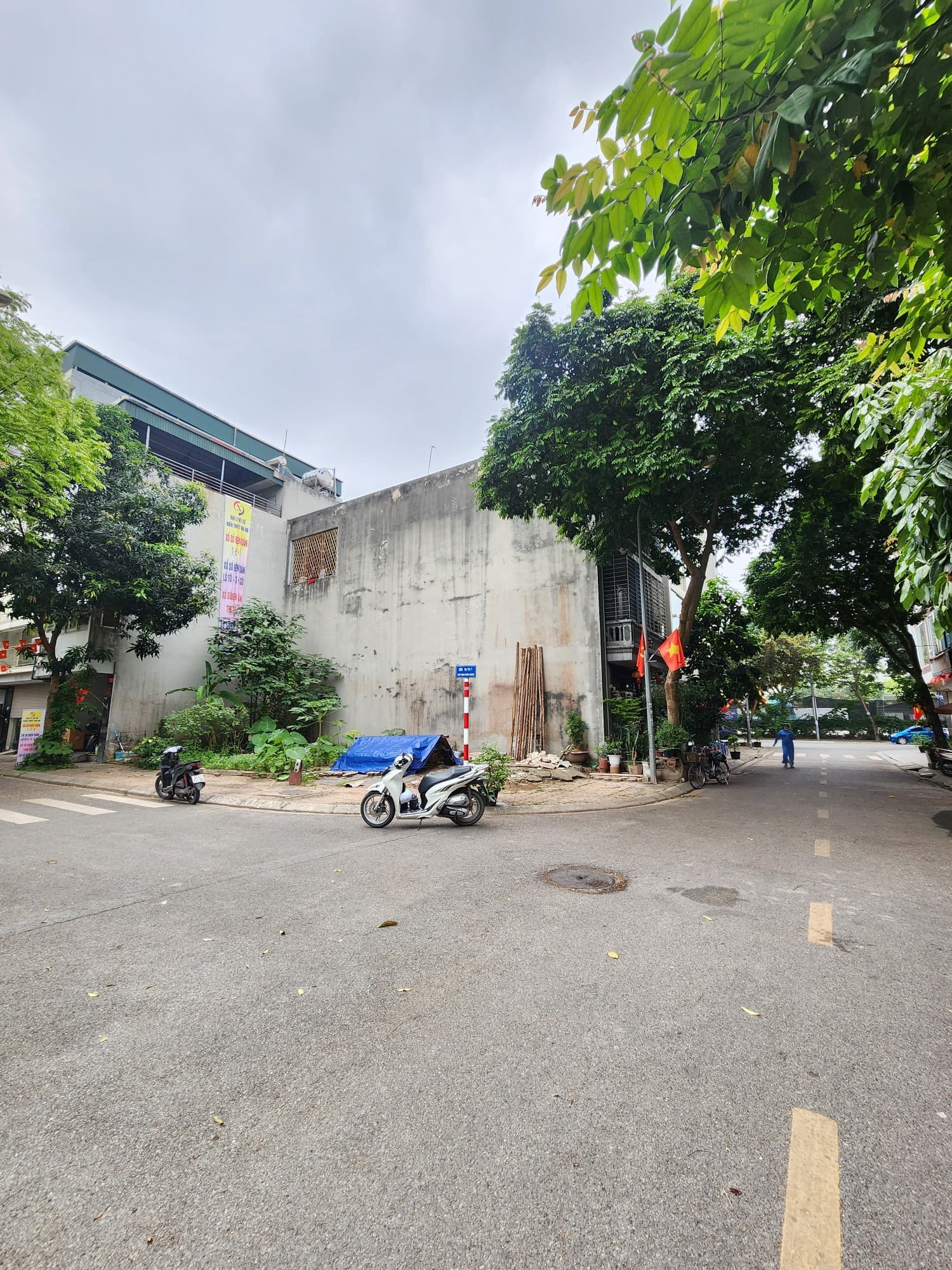 Nhà đất mặt phố, Long Biên, Hà Nội - 90m² giá 25 tỷ