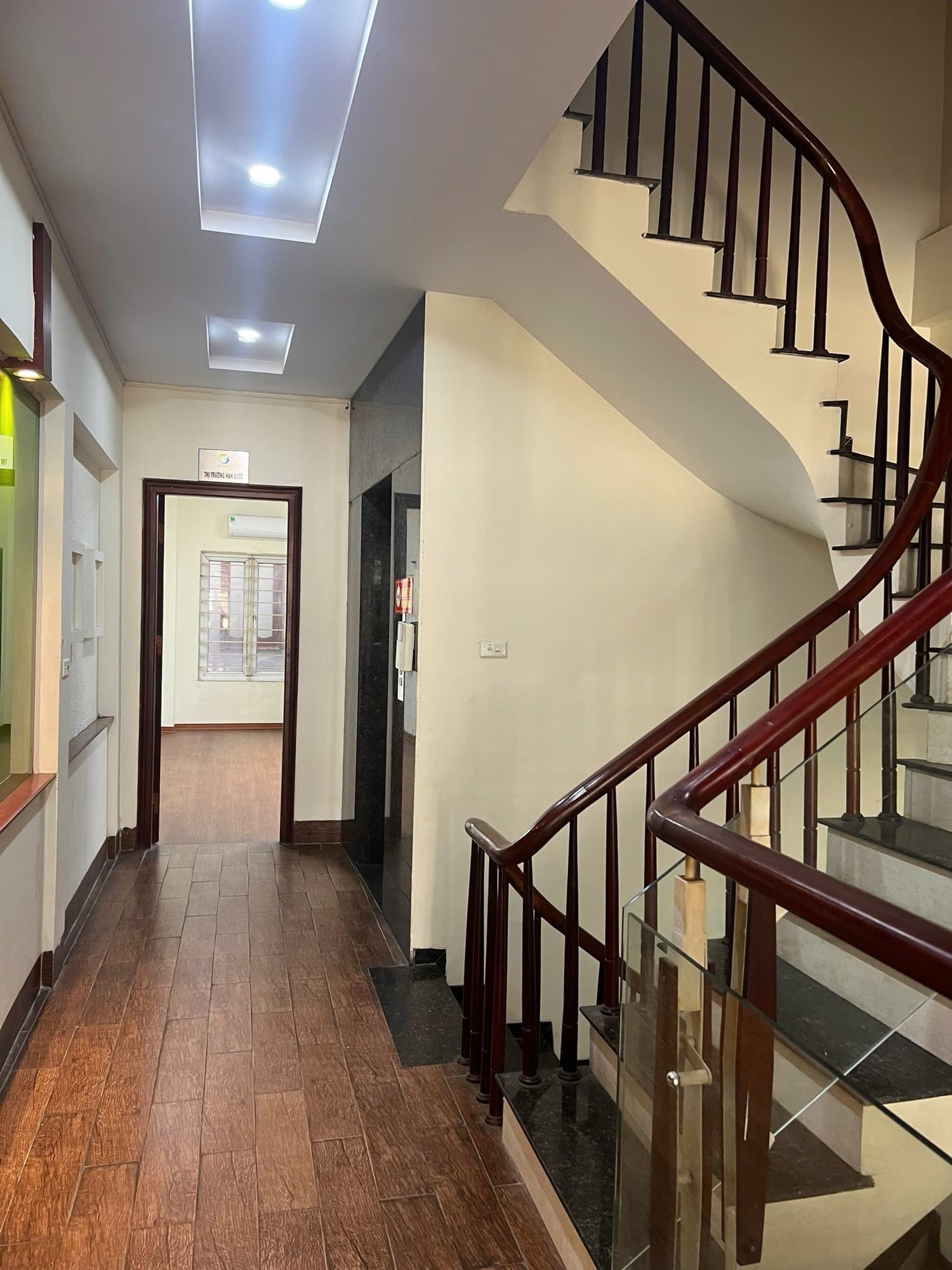 Nhà đất mặt phố, Đống Đa, Hà Nội - 102m² giá 57.99 tỷ