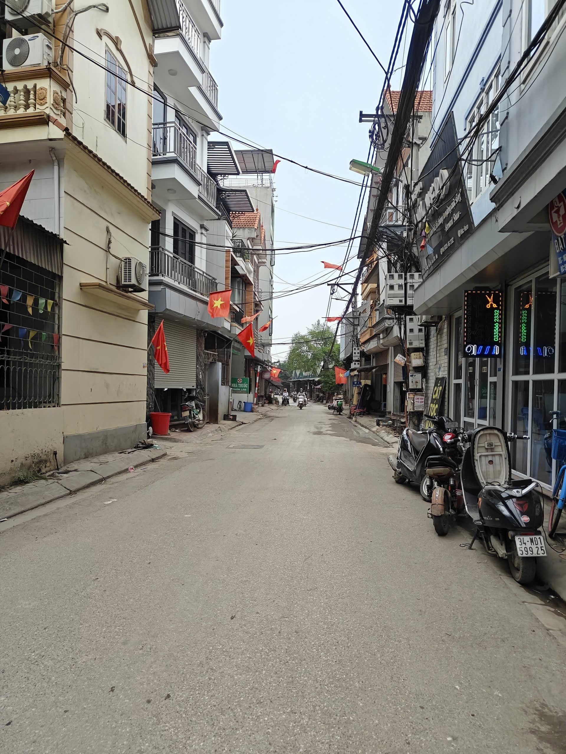 Nhà đất mặt phố, Bắc Từ Liêm, Hà Nội - 83m² giá 9.3 tỷ