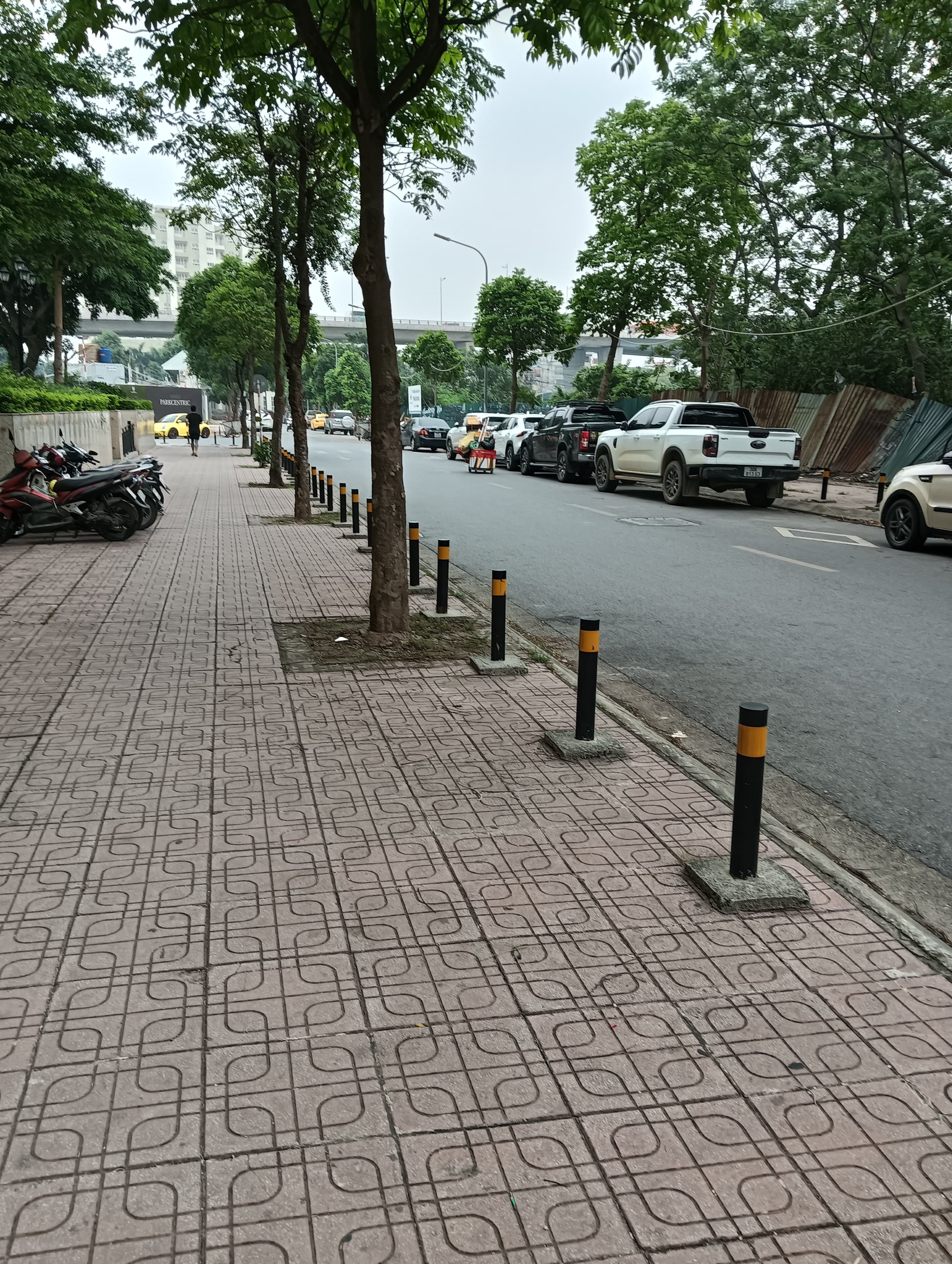 Căn hộ mặt phố Long Biên, Hà Nội - 37m² giá 5.5 tỷ