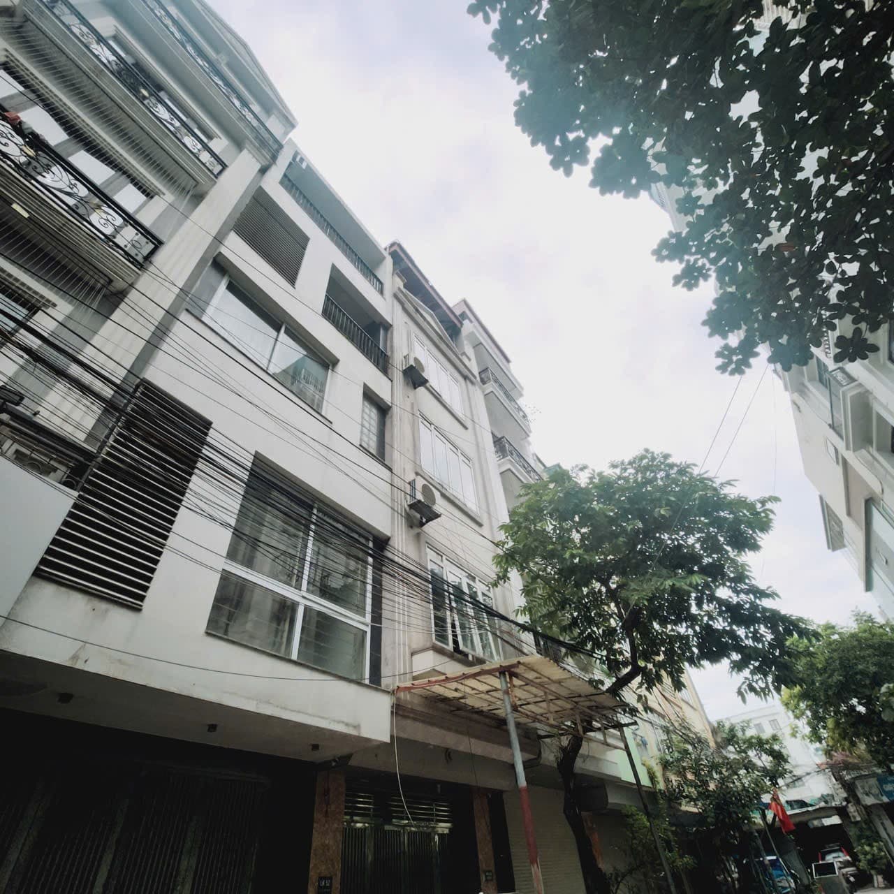 Nhà đất Khu đô thị Văn Khê - 48m² giá 14 tỷ