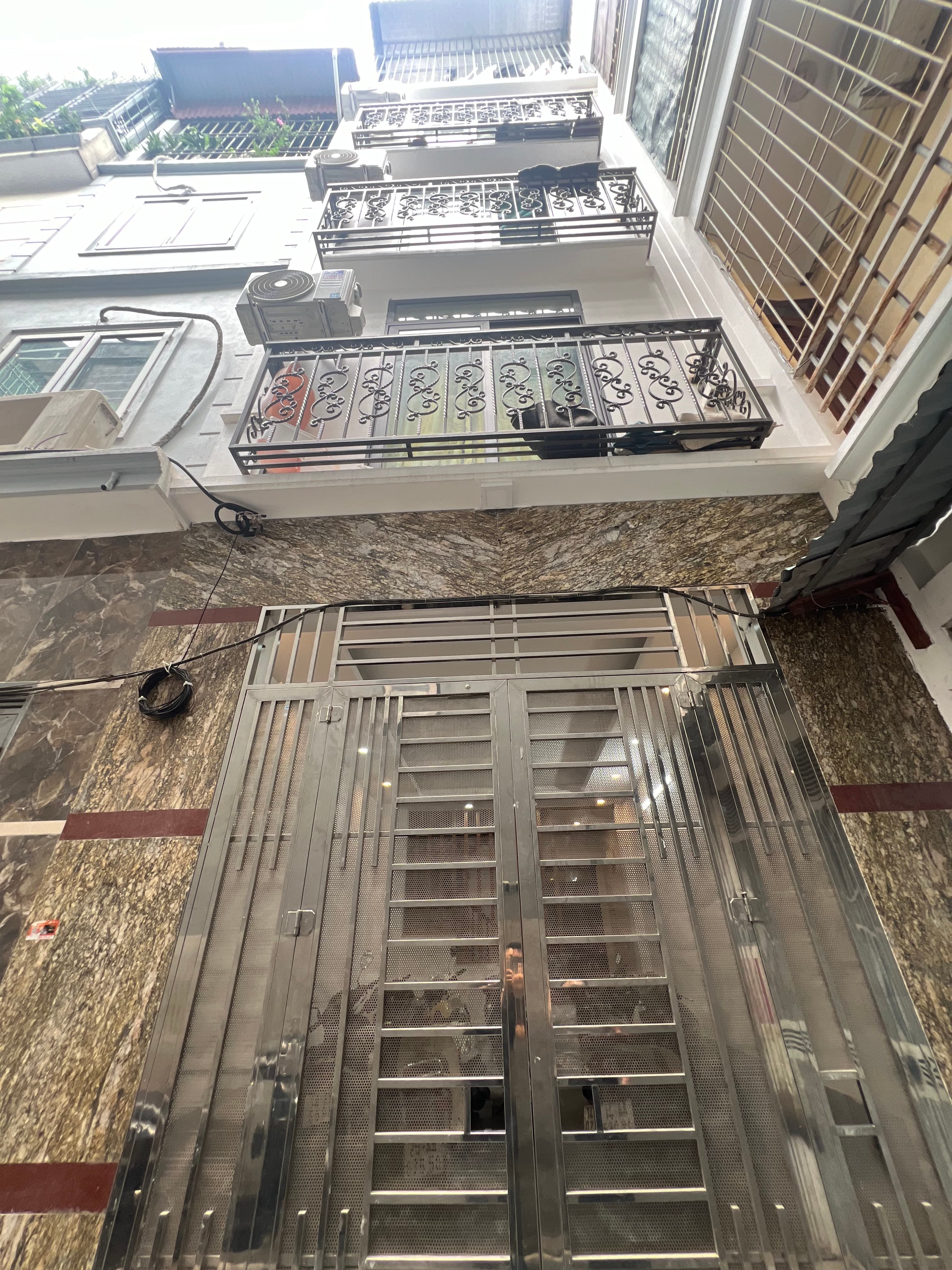 Nhà đất mặt phố, Hoàng Mai, Hà Nội - 44m² giá 12.3 tỷ
