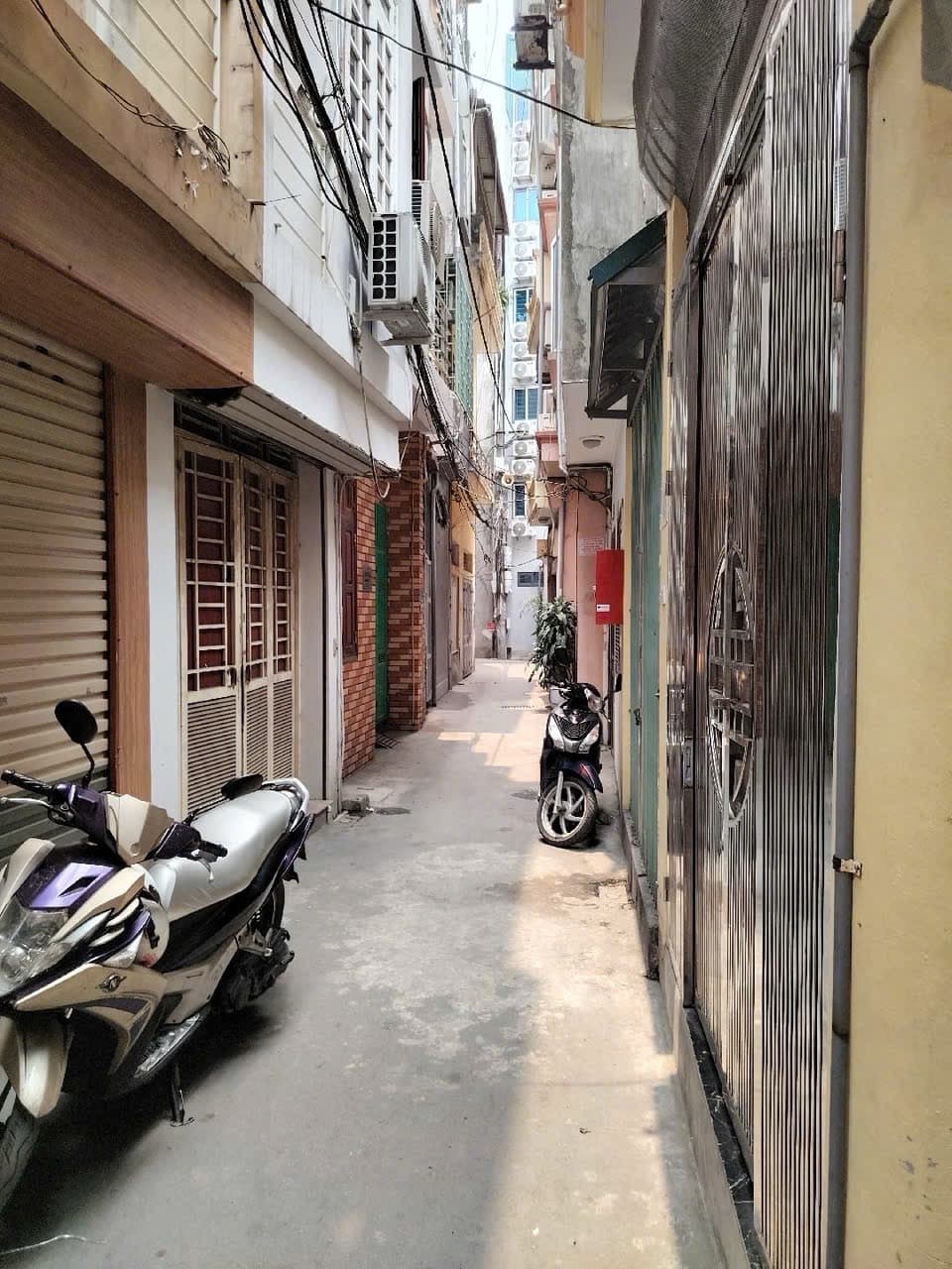 Nhà đất mặt phố, Thanh Xuân, Hà Nội - 30m² giá 6.9 tỷ