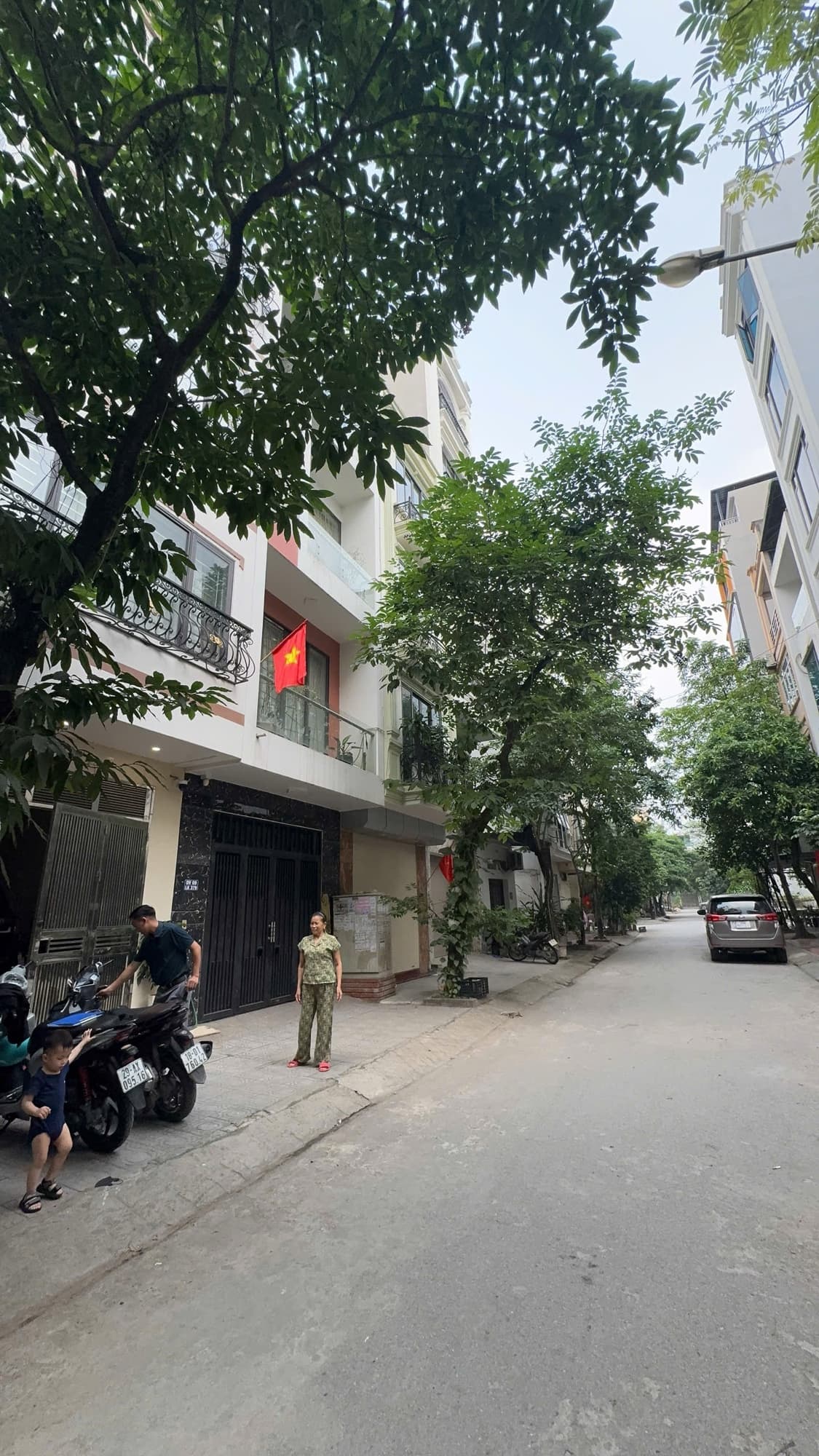 Nhà đất mặt phố, Hà Đông, Hà Nội - 50m² giá 15.7 tỷ