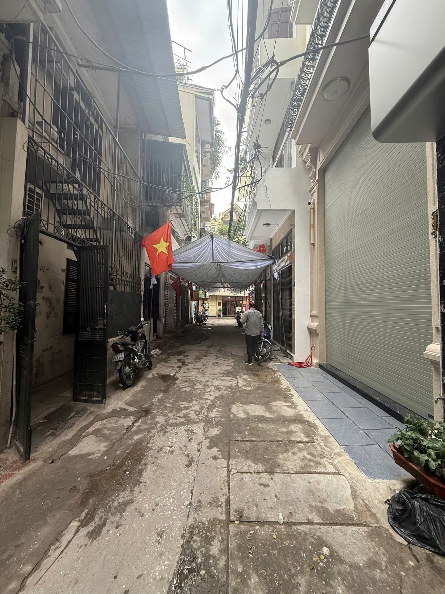 Nhà đất mặt phố, Hoàng Mai, Hà Nội - 60m² giá 16.9 tỷ