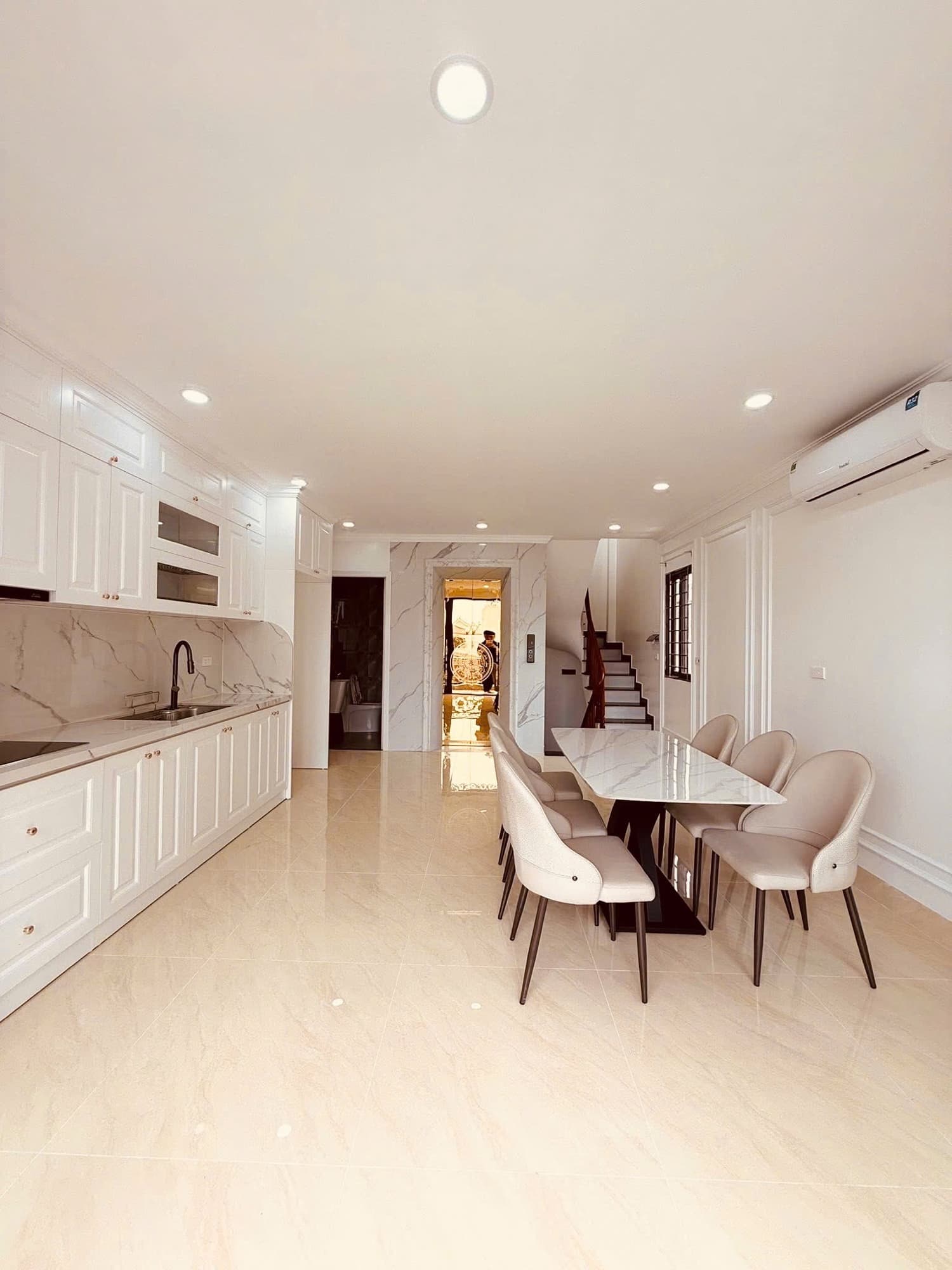 Nhà đất mặt phố, Hoàng Mai, Hà Nội - 44m² giá 15 tỷ