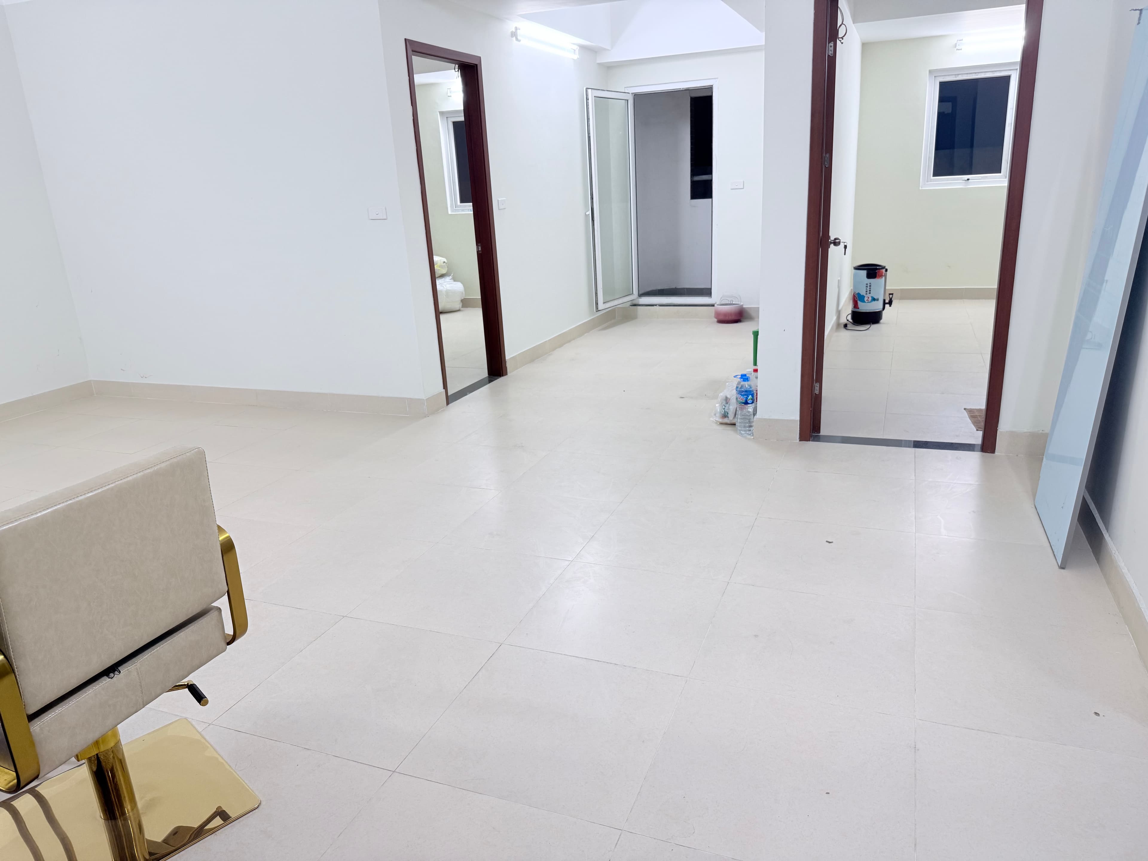 Căn hộ mặt phố, Cầu Giấy, Hà Nội - 70m² giá 8.3 tỷ