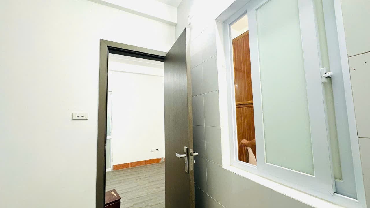 Căn hộ mặt phố, Cầu Giấy, Hà Nội - 40m² giá 1.95 tỷ