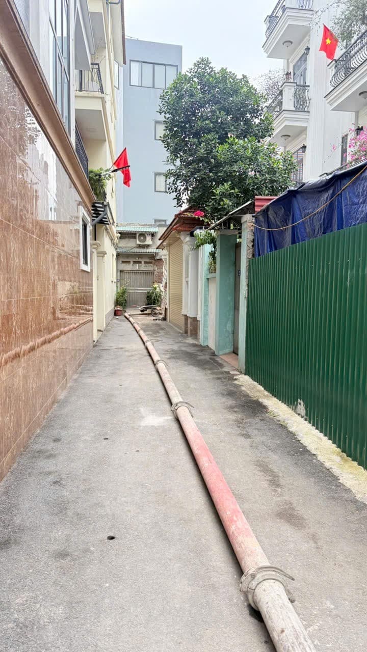 Nhà đất mặt phố, Long Biên, Hà Nội - 42m² giá 13.5 tỷ