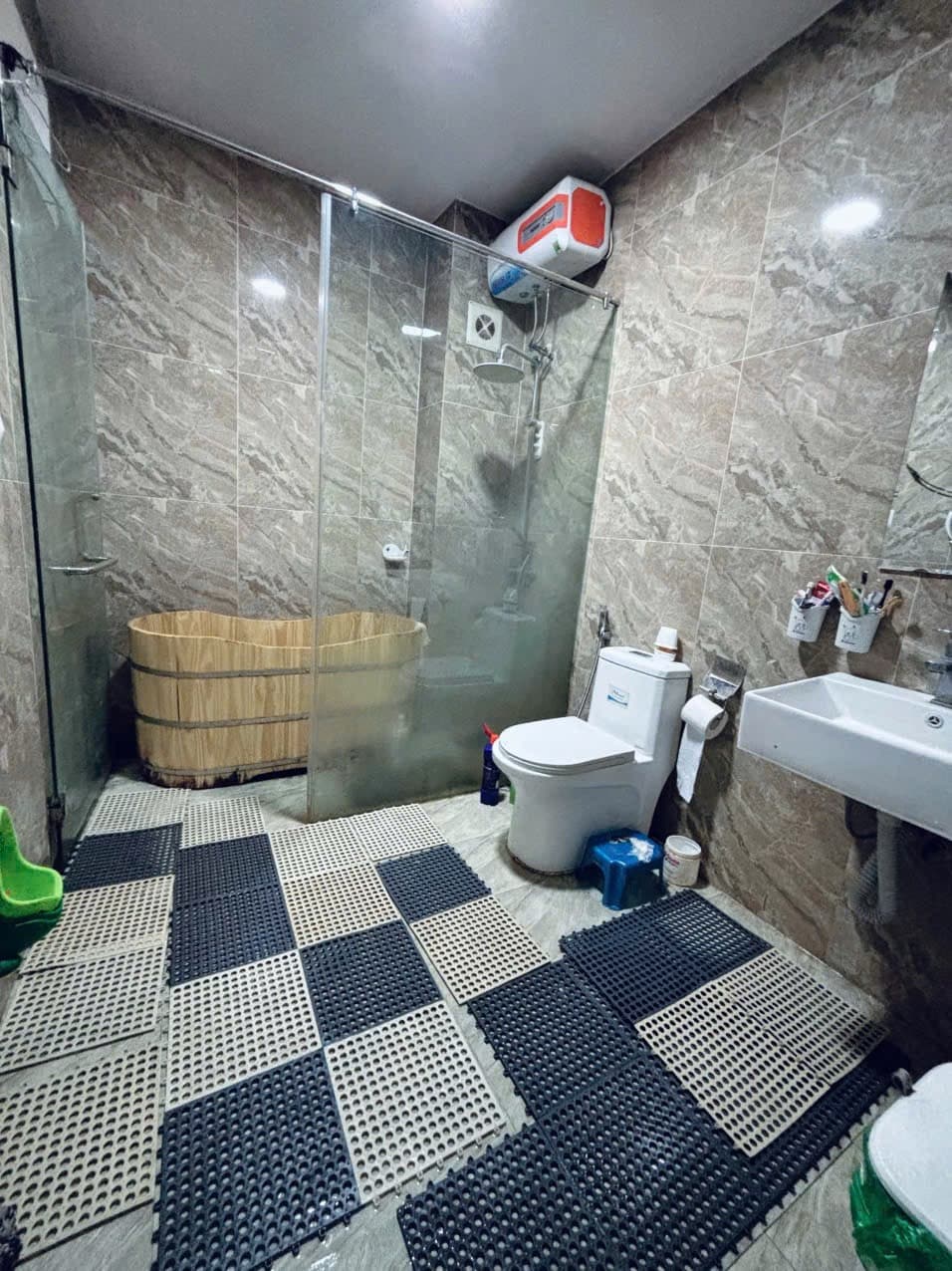 Nhà đất mặt phố, Hoàng Mai, Hà Nội - 30m² giá 7.7 tỷ