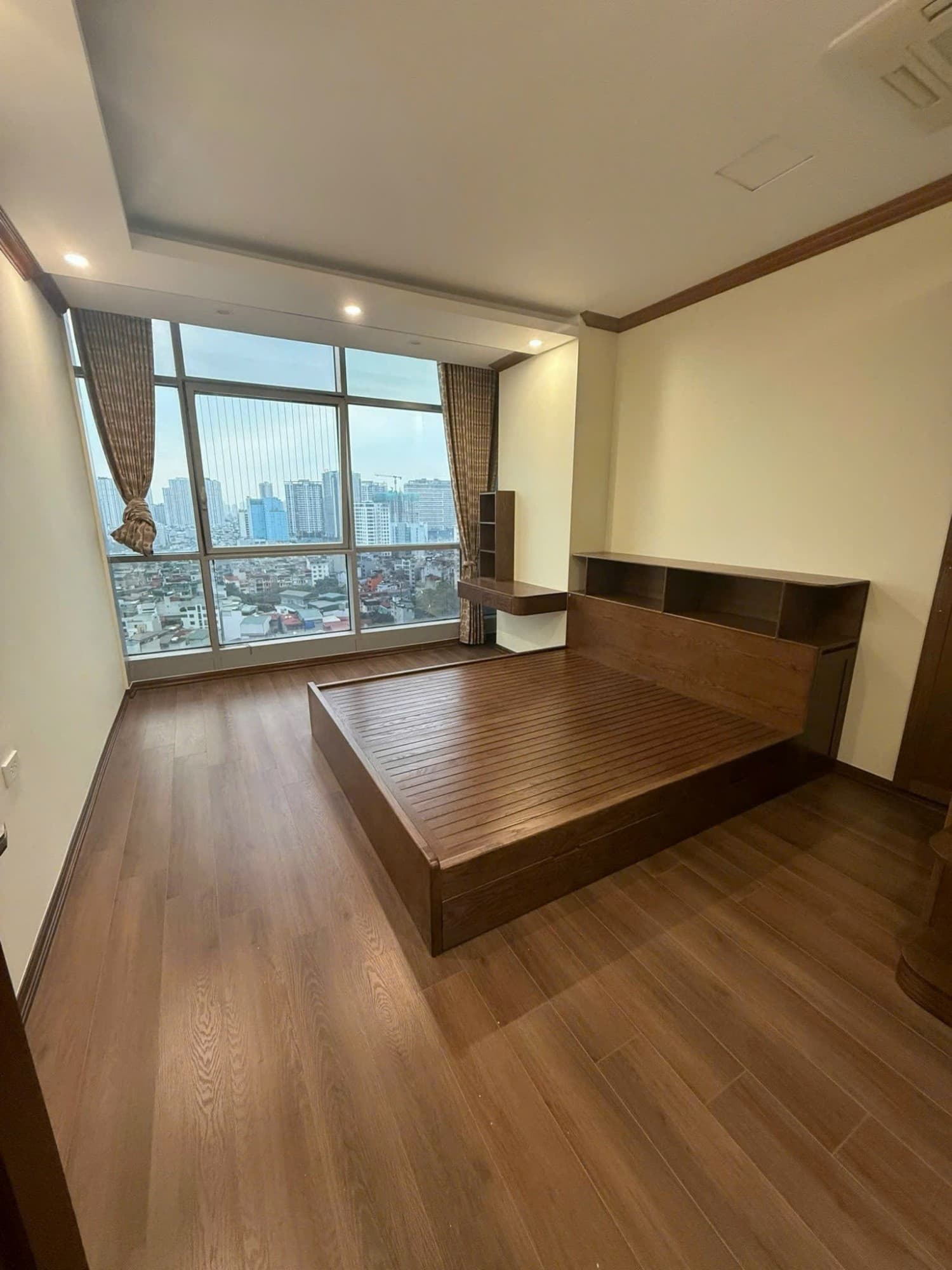 Căn hộ mặt phố, Cầu Giấy, Hà Nội - 86m² giá 9.9 tỷ