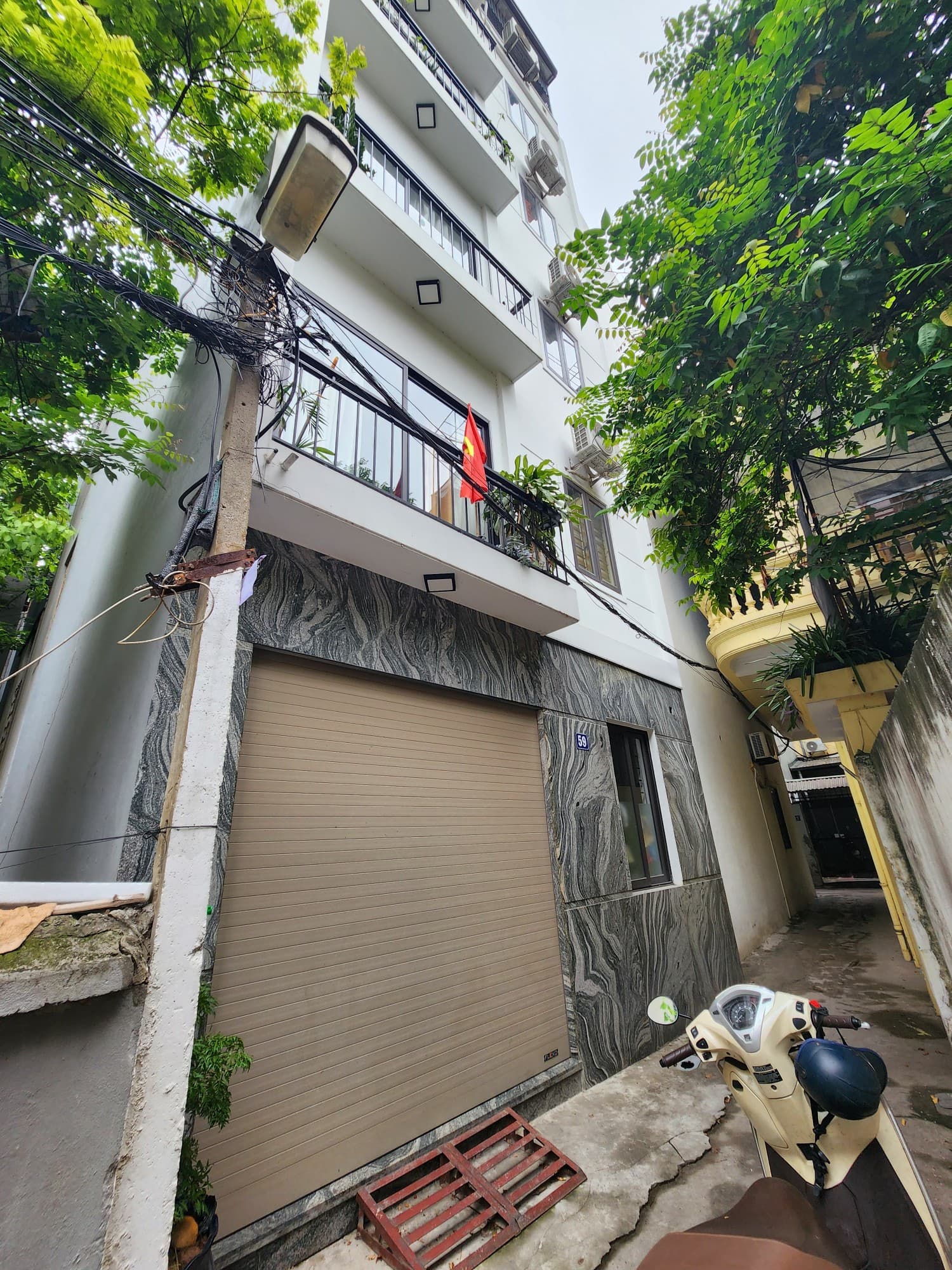 Nhà đất mặt phố, Long Biên, Hà Nội - 44m² giá 11.9 tỷ