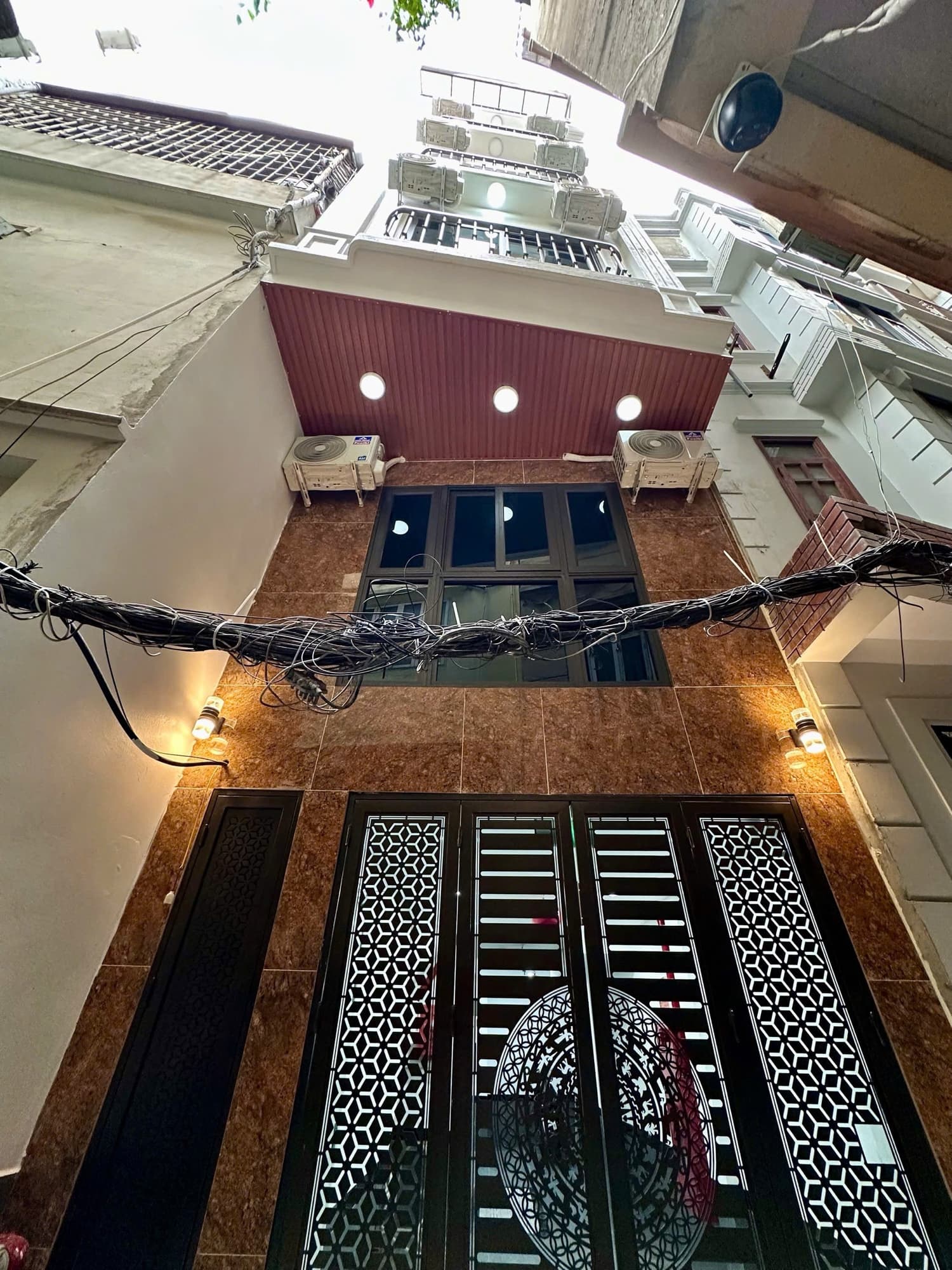 Nhà đất mặt phố, Hoàng Mai, Hà Nội - 39m² giá 10.9 tỷ