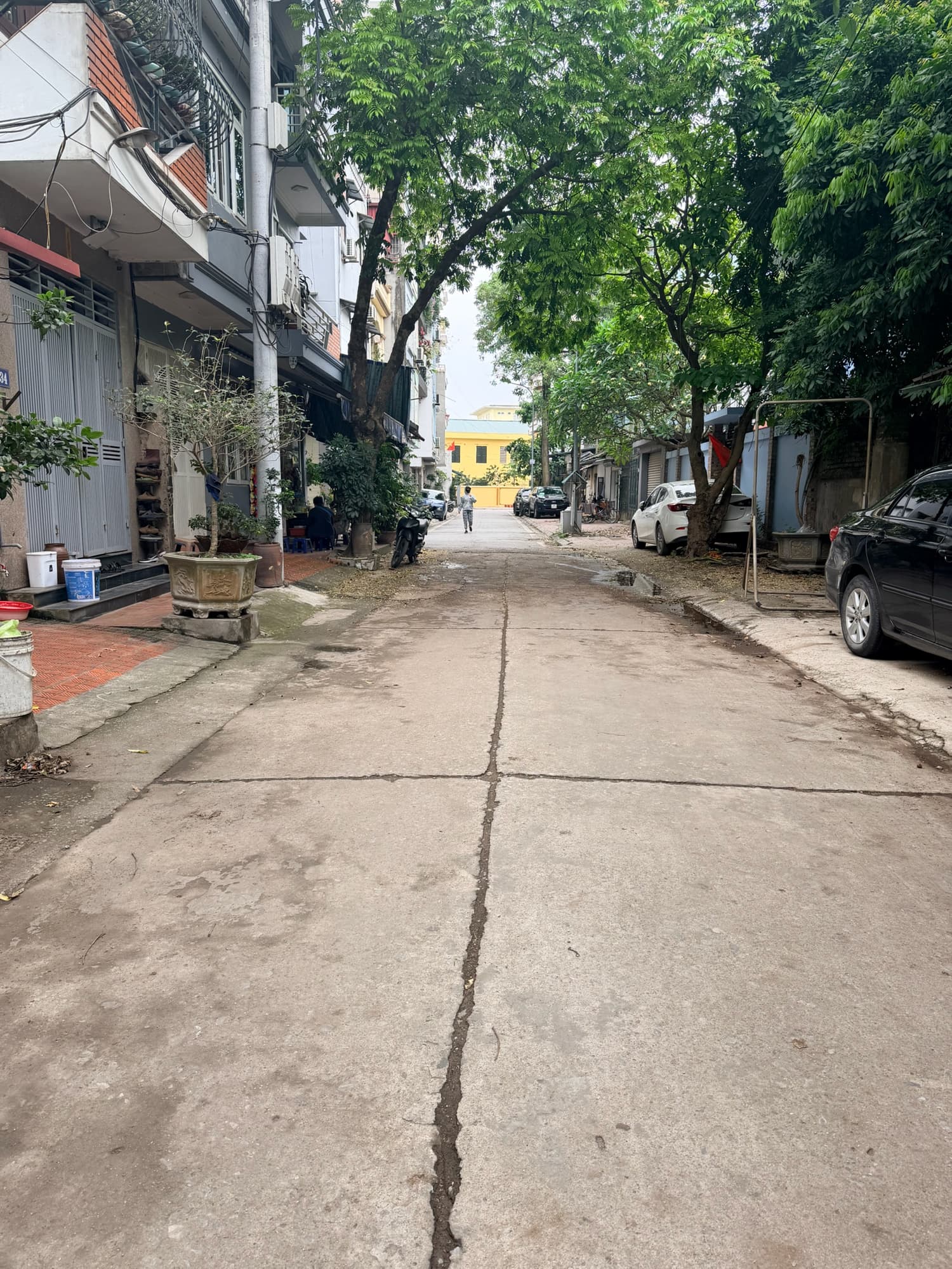 Nhà đất mặt phố, Long Biên, Hà Nội - 35m² giá 9.2 tỷ