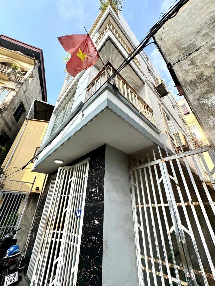 Nhà đất mặt phố, Hoàng Mai, Hà Nội - 31m² giá 6.8 tỷ