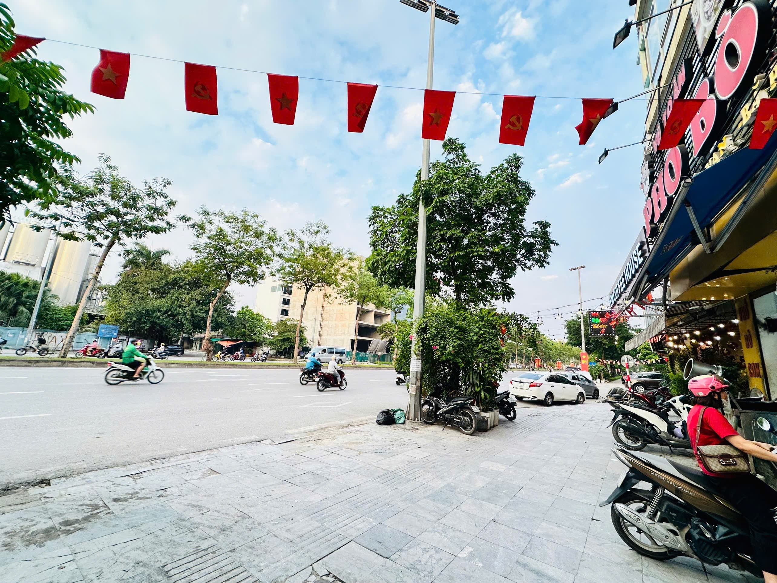 Nhà đất mặt phố, Nam Từ Liêm, Hà Nội - 60m² giá 32 tỷ