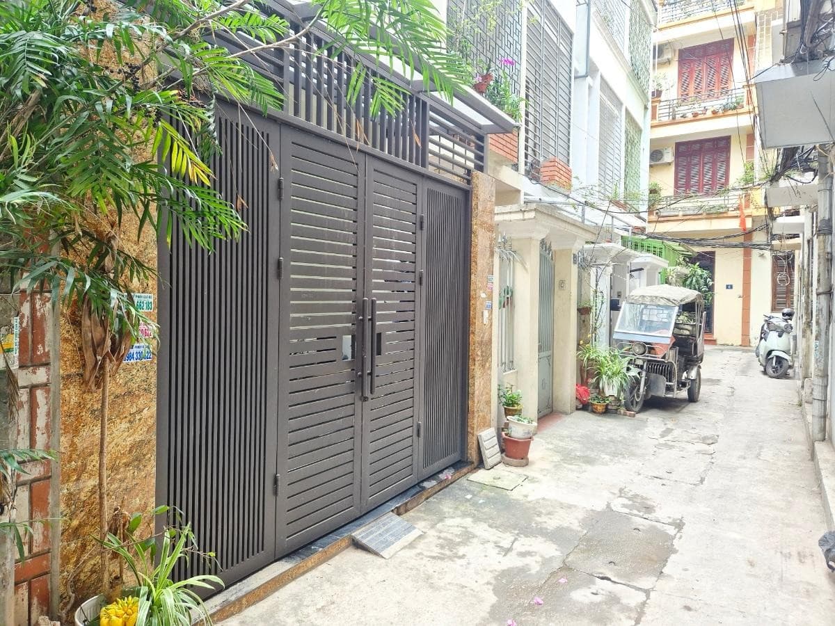 Nhà đất mặt phố, Đống Đa, Hà Nội - 55m² giá 17.2 tỷ