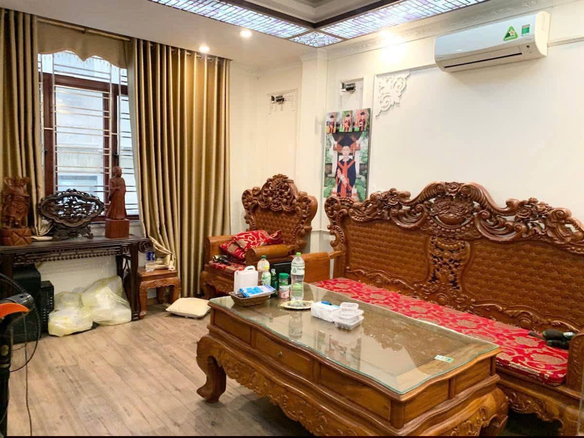 Nhà đất mặt phố, Đống Đa, Hà Nội - 42m² giá 17.95 tỷ