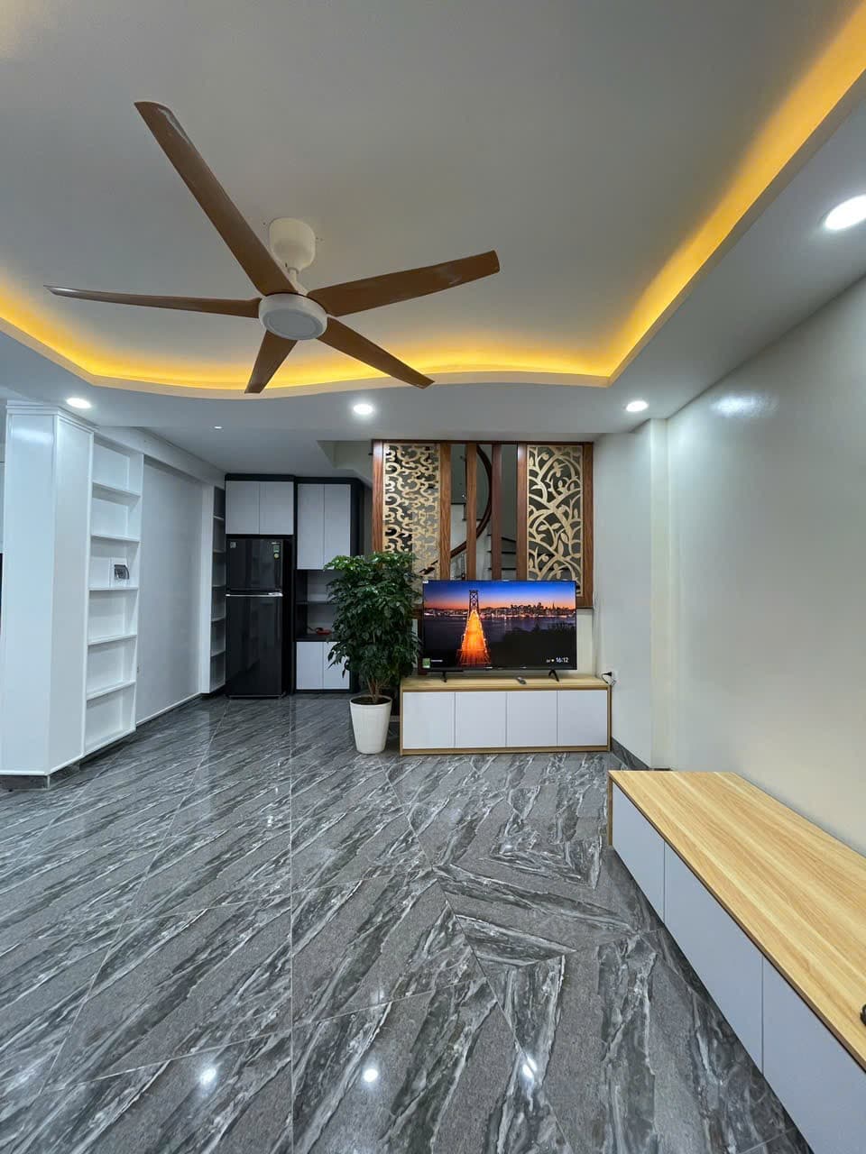 Nhà đất mặt phố, Hoàng Mai, Hà Nội - 31m² giá 8.65 tỷ