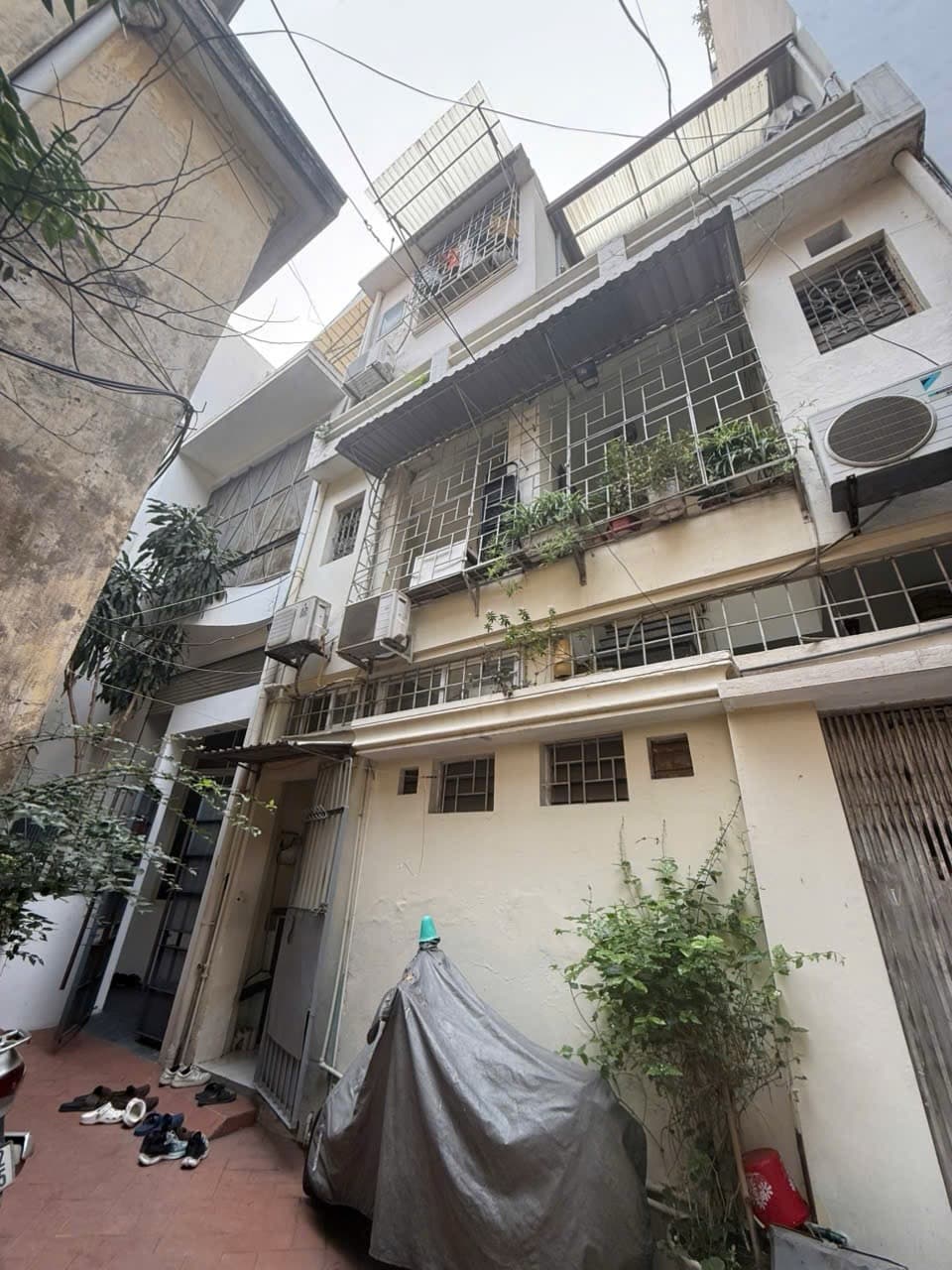 Nhà đất mặt phố, Hoàn Kiếm, Hà Nội - 27.1m² giá 15 tỷ