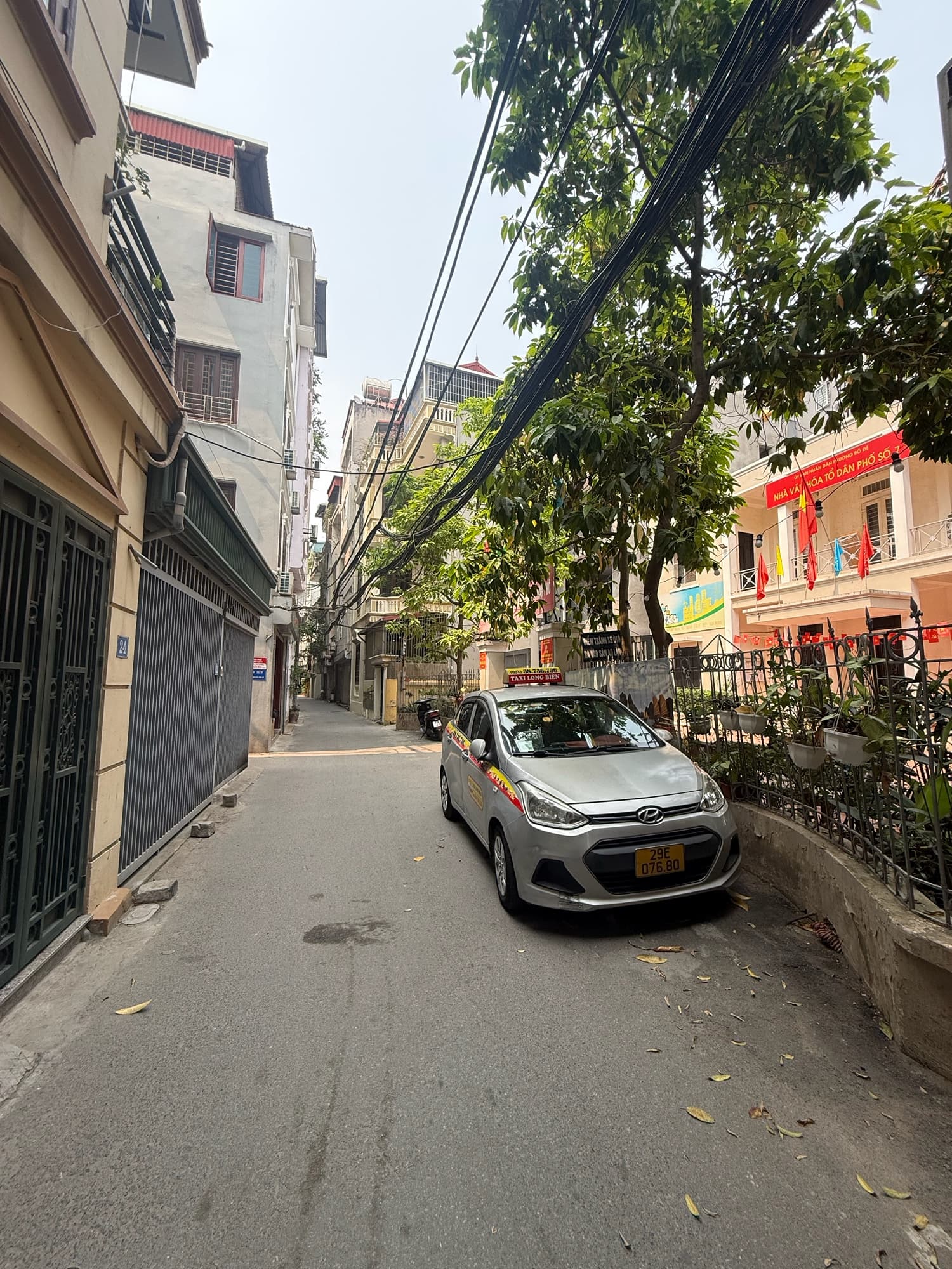 Nhà đất mặt phố, Long Biên, Hà Nội - 99.2m² giá 20 tỷ