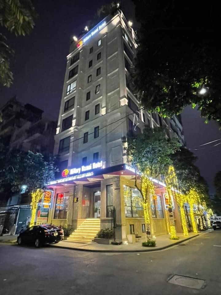 Nhà đất mặt phố, Cầu Giấy, Hà Nội - 155m² giá 188 tỷ