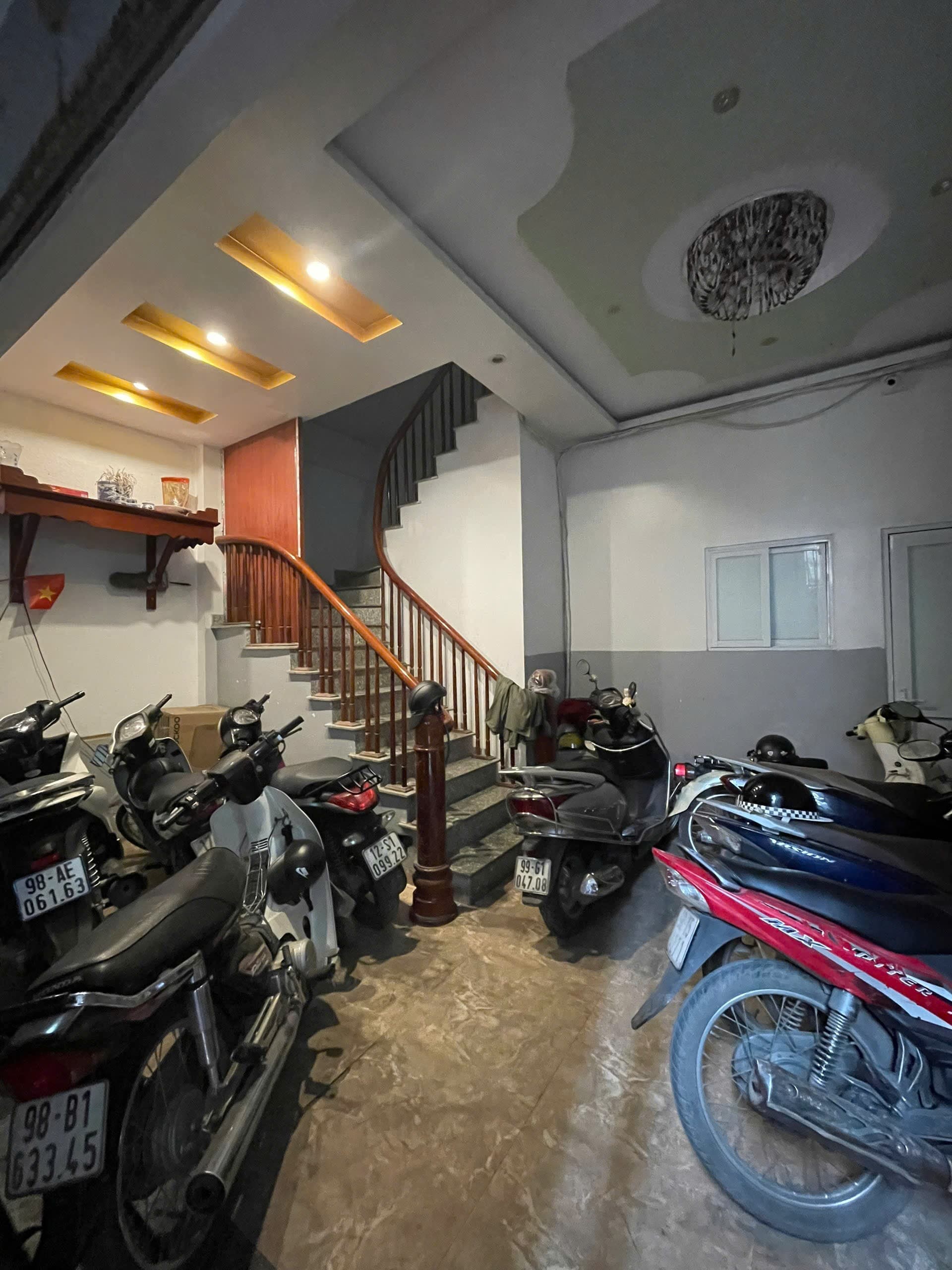 Nhà đất mặt phố, Nam Từ Liêm, Hà Nội - 67m² giá 14.3 tỷ
