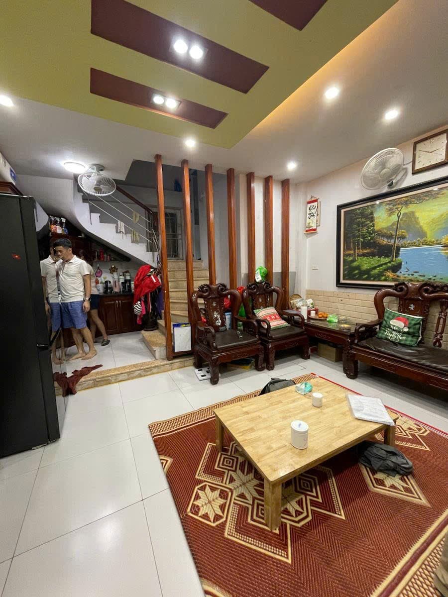 Nhà đất mặt phố, Cầu Giấy, Hà Nội - 36m² giá 9.5 tỷ