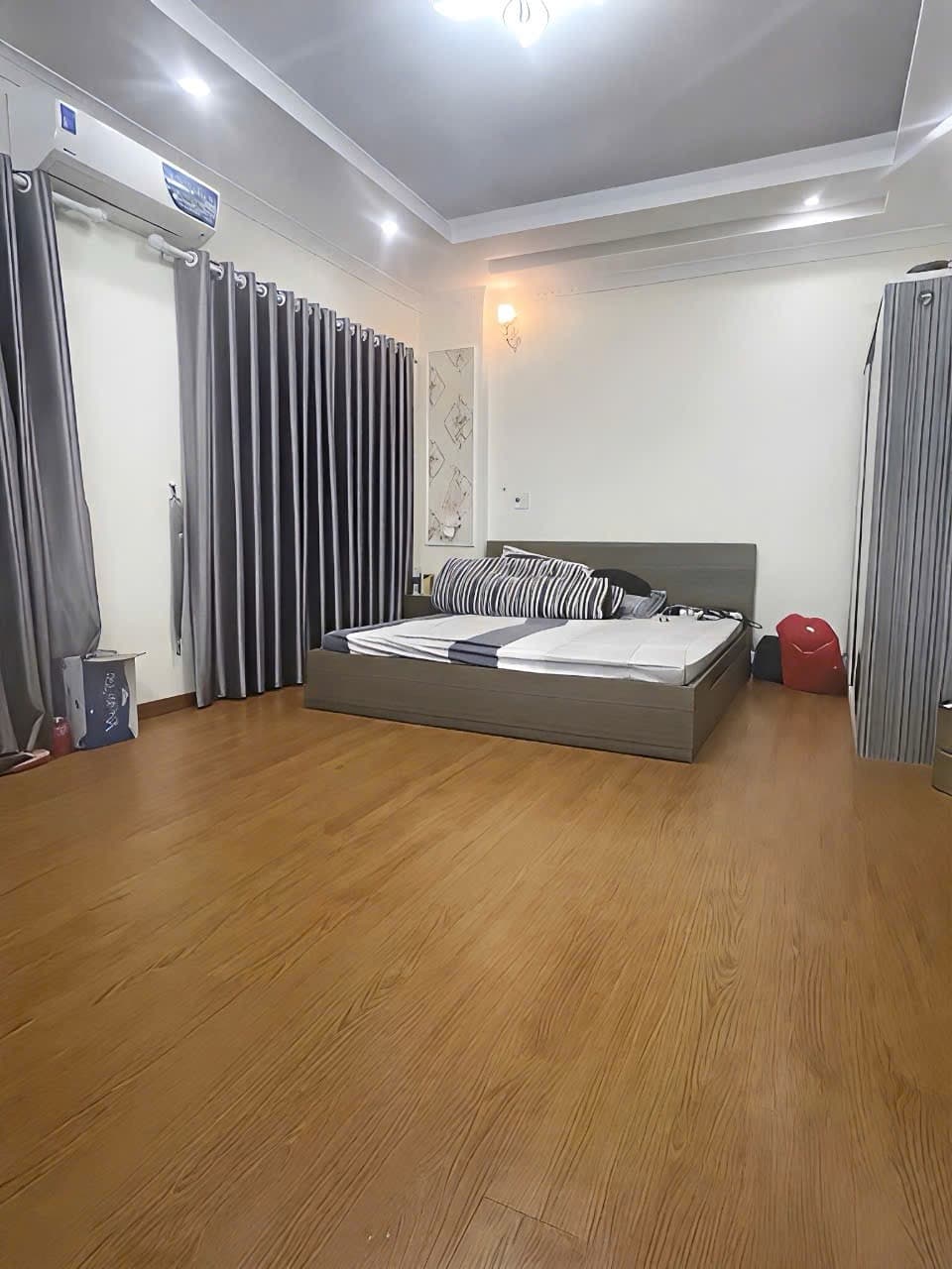 Nhà đất mặt phố, Hà Đông, Hà Nội - 37m² giá 6.9 tỷ