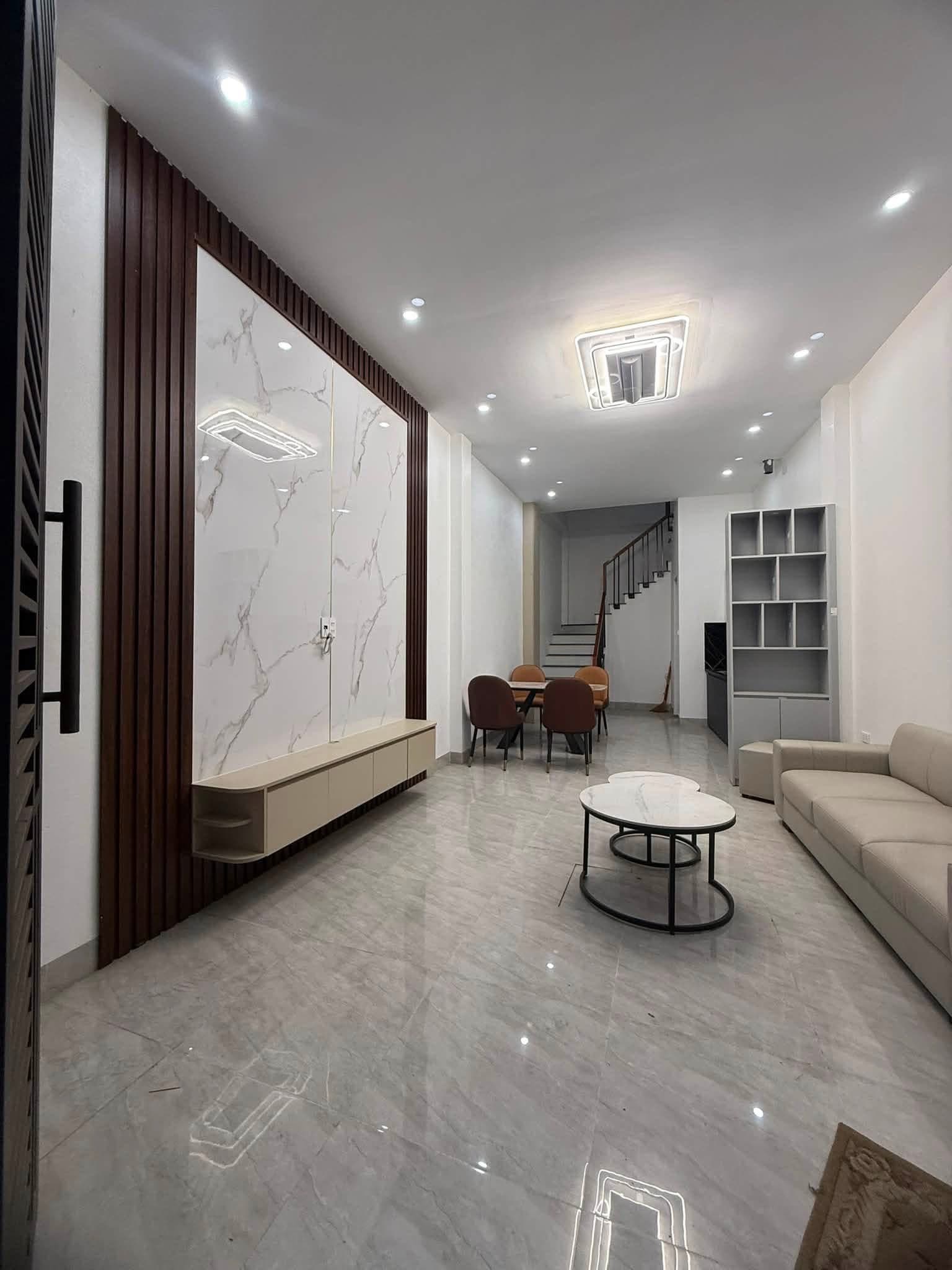 Nhà đất mặt phố, Thanh Hóa, Thanh Hóa - 37m² giá 2.8 tỷ