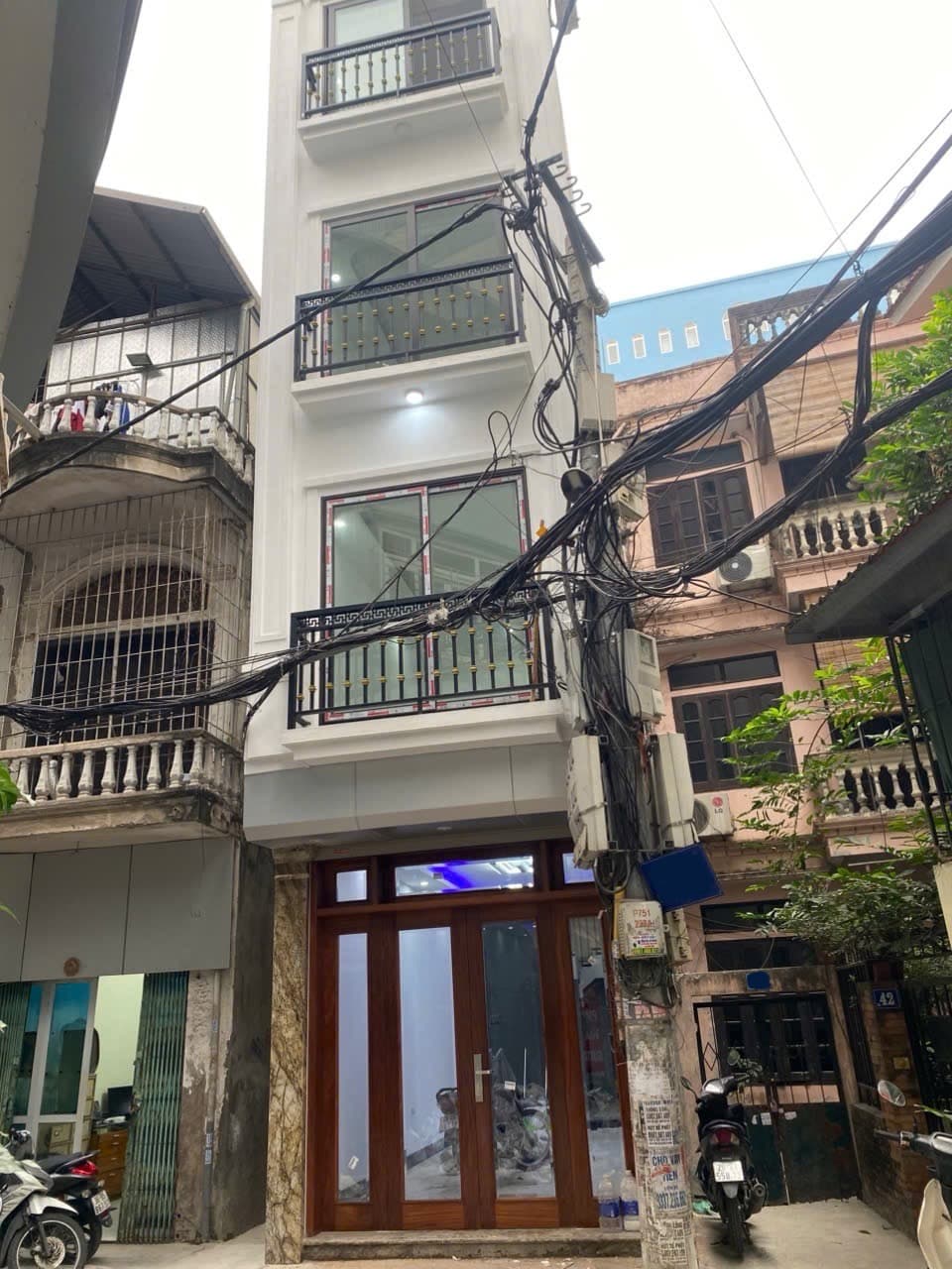 Nhà đất mặt phố, Hoàng Mai, Hà Nội - 34m² giá 12.2 tỷ