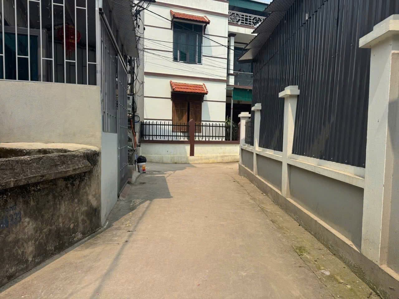 Nhà đất mặt phố, Văn Giang, Hưng Yên - 121m² giá 5.75 tỷ