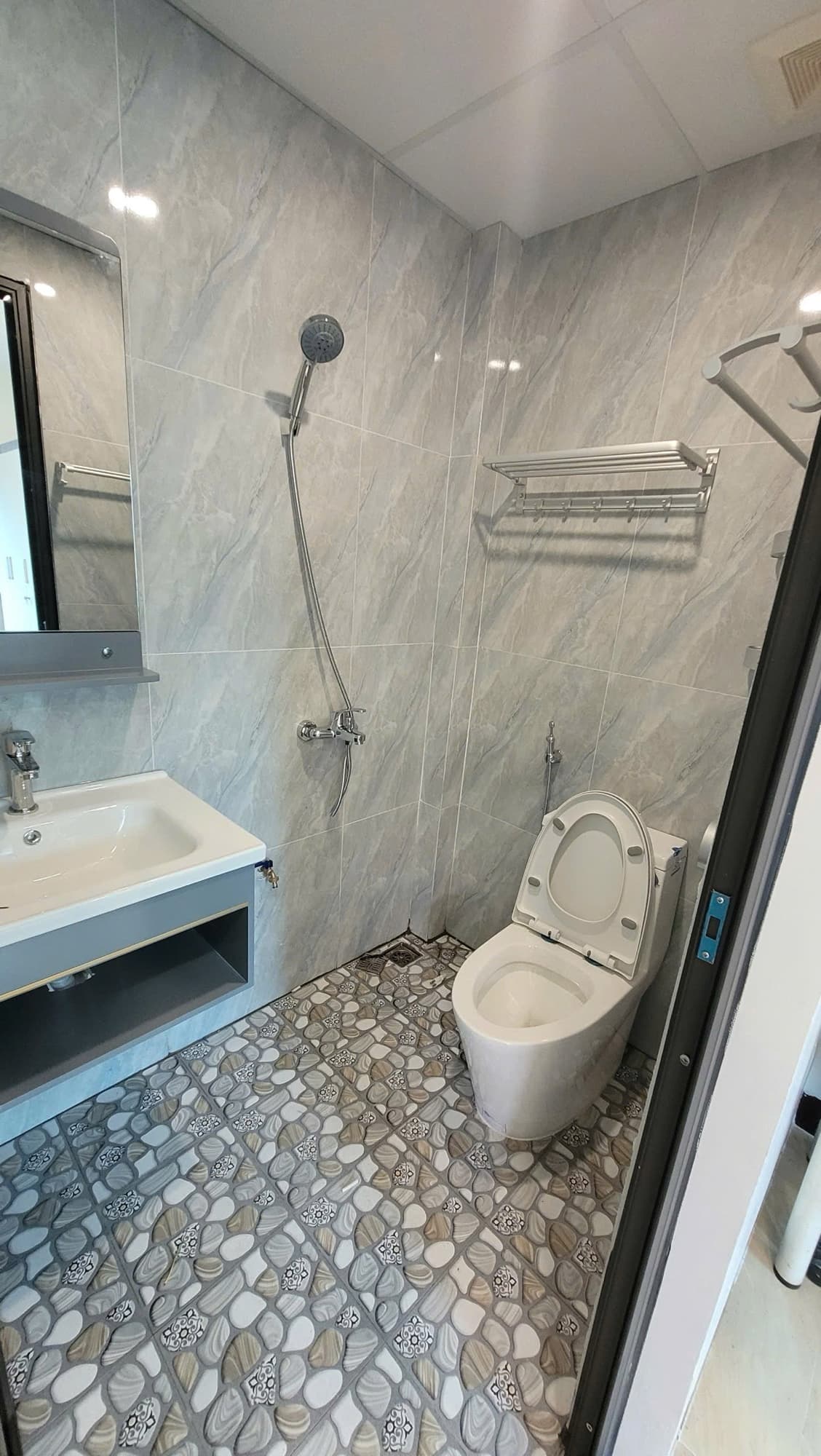 Nhà đất mặt phố, Bắc Từ Liêm, Hà Nội - 94m² giá 24.3 tỷ