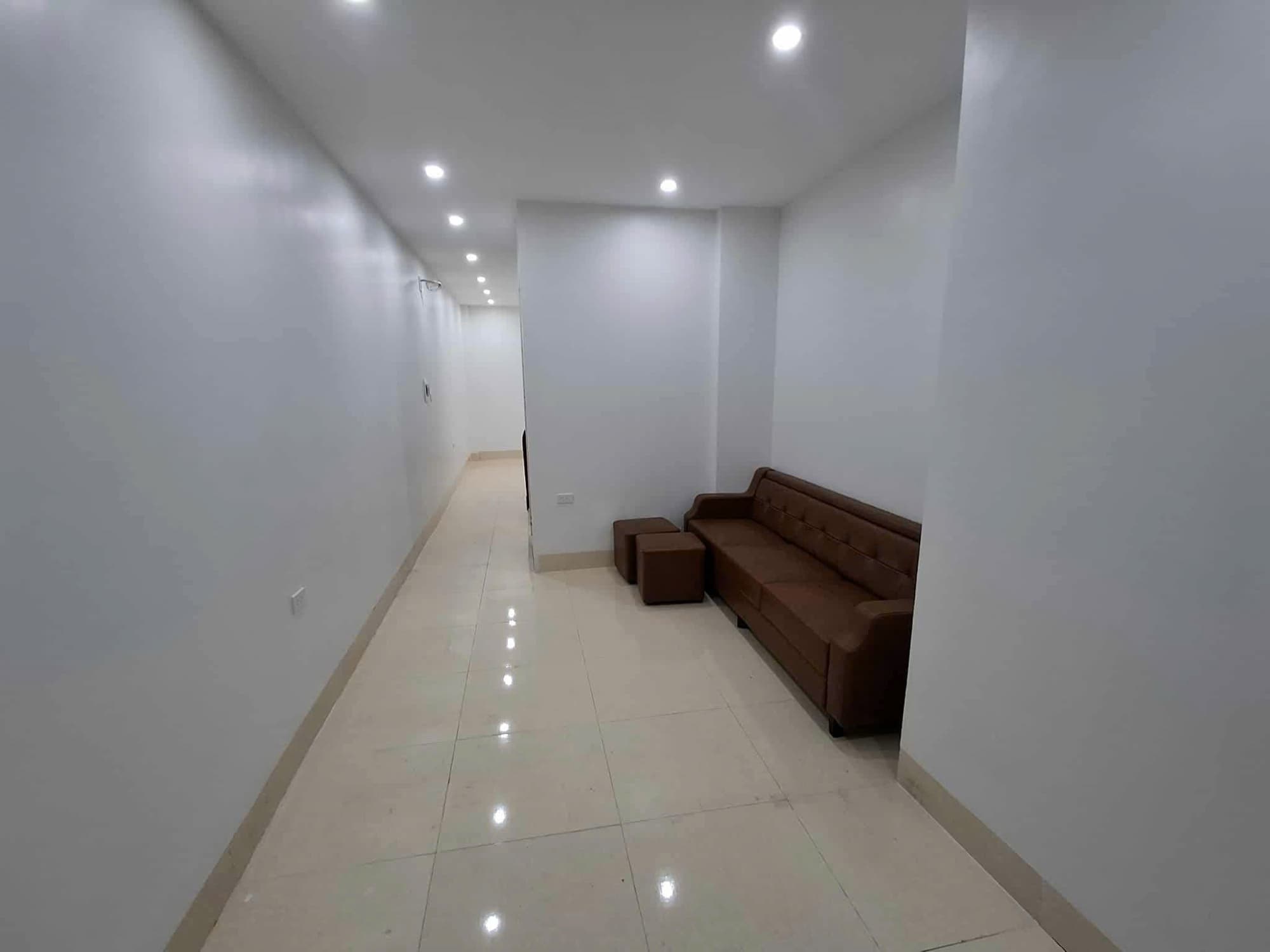 Nhà đất mặt phố, Hoàn Kiếm, Hà Nội - 30m² giá 8.5 tỷ