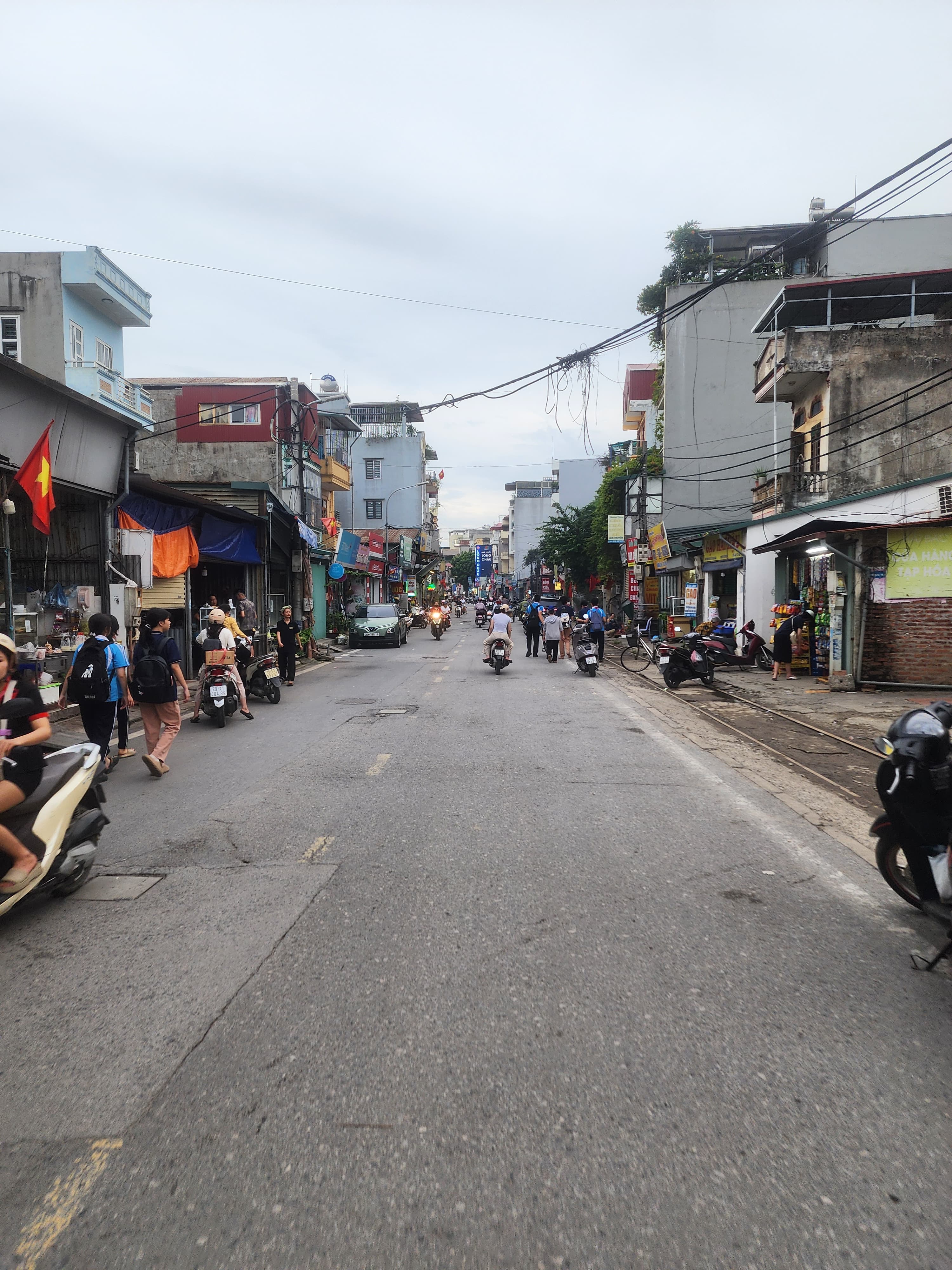 Nhà đất mặt phố, Long Biên, Hà Nội - 105m² giá 31 tỷ