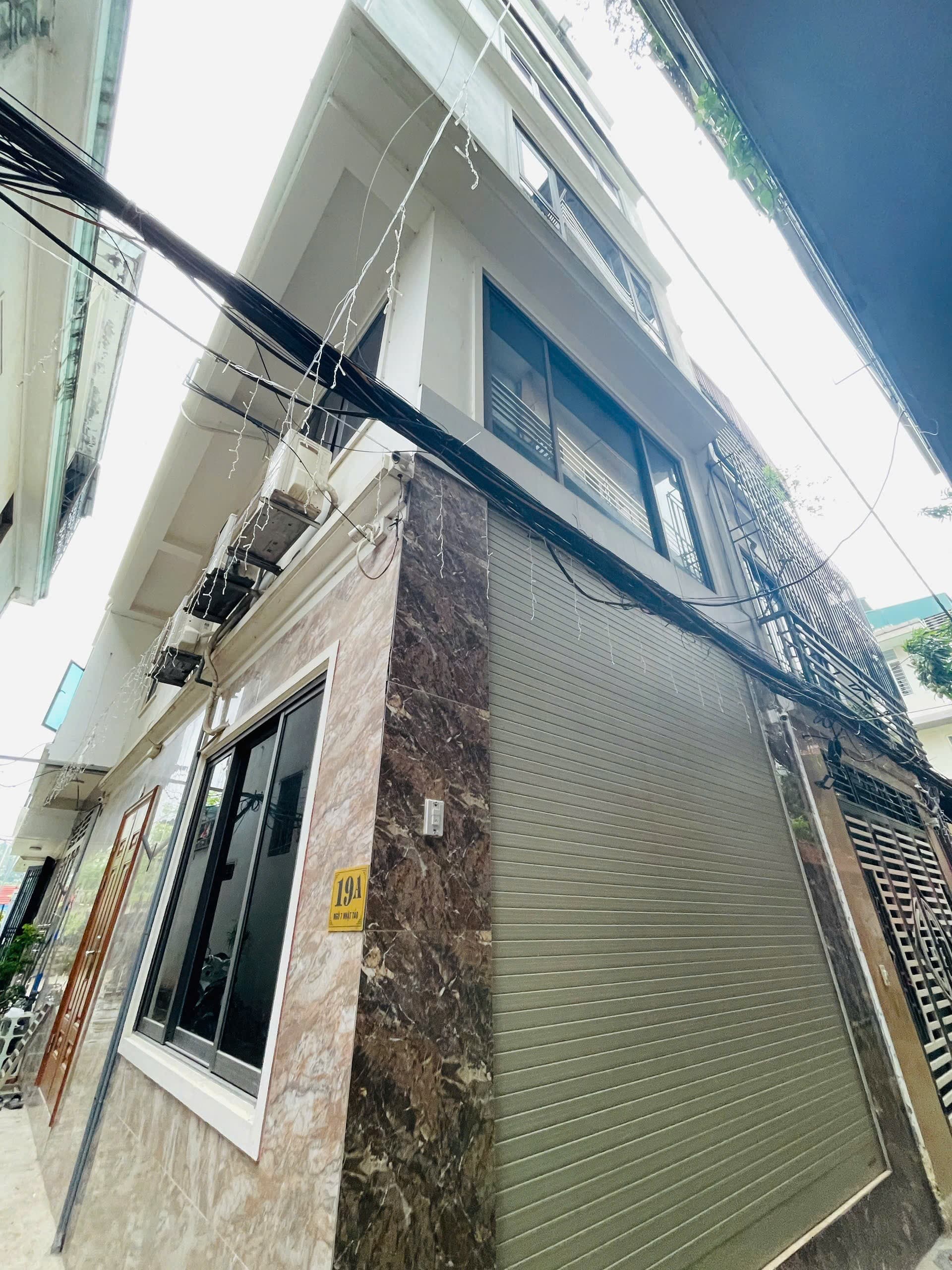 Nhà đất mặt phố, Bắc Từ Liêm, Hà Nội - 32m² giá 9.5 tỷ