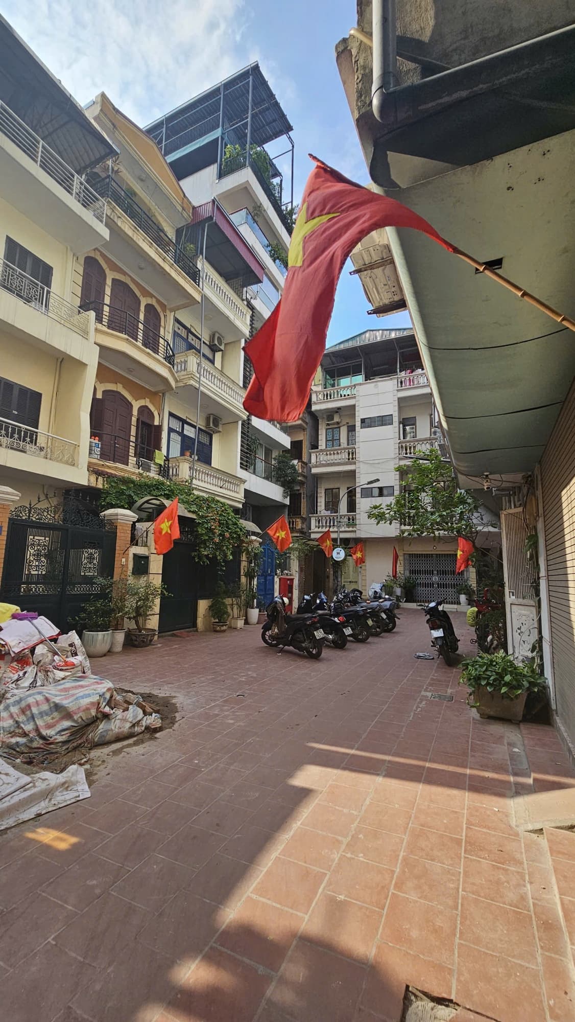 Nhà đất mặt phố, Hoàn Kiếm, Hà Nội - 55.2m² giá 19.3 tỷ