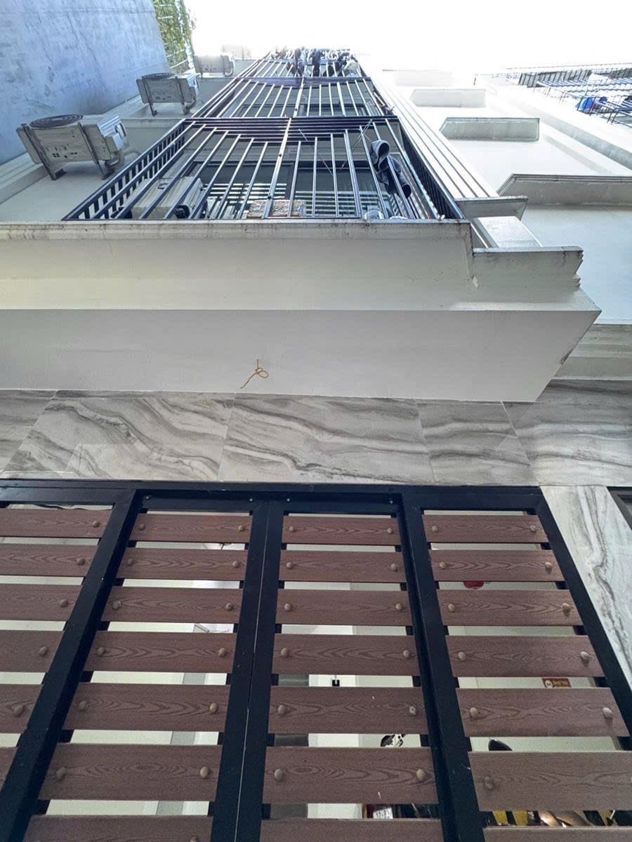 Nhà đất mặt phố, Đống Đa, Hà Nội - 30m² giá 9.9 tỷ