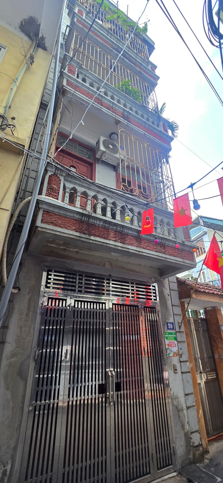 Nhà đất mặt phố, Thanh Trì, Hà Nội - 31m² giá 11.68 tỷ