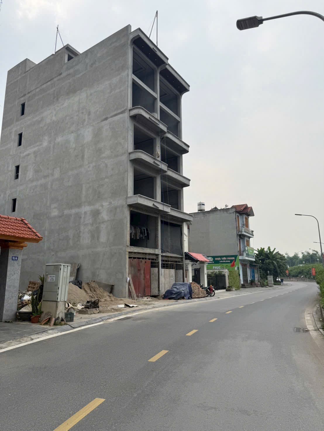 Nhà đất mặt phố, Long Biên, Hà Nội - 77m² giá 22 tỷ