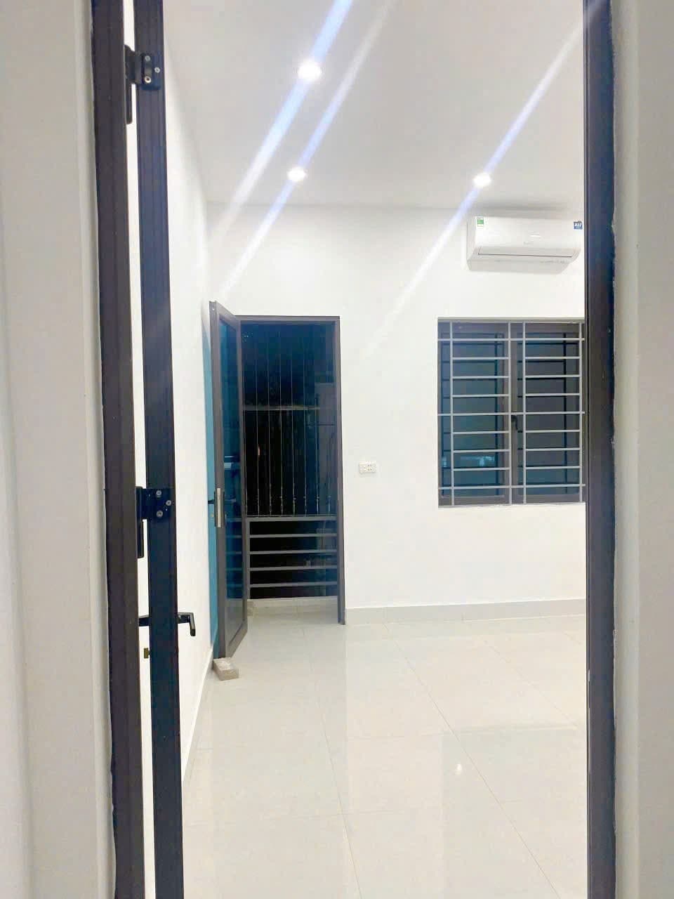 Nhà đất mặt phố, Hoàng Mai, Hà Nội - 47m² giá 3.5 tỷ