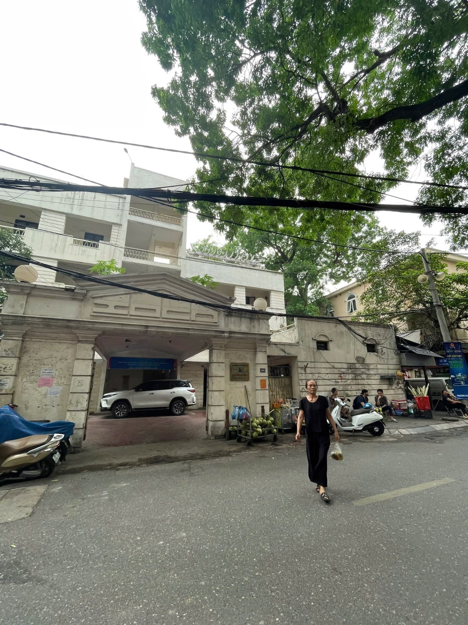 Nhà đất mặt phố, Hai Bà Trưng, Hà Nội - 18.8m² giá 3.7 tỷ