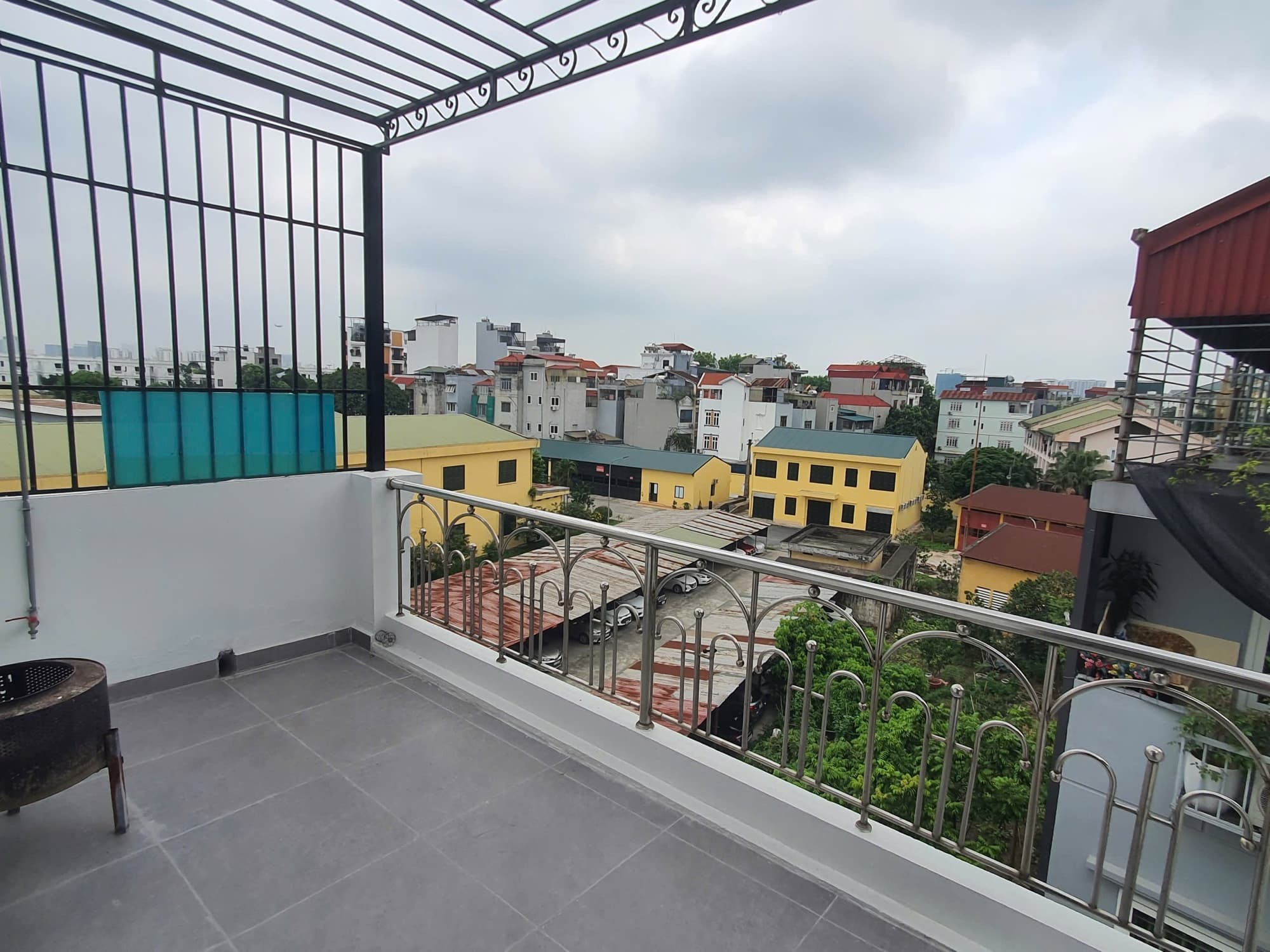 Nhà đất mặt phố, Long Biên, Hà Nội - 56m² giá 15.8 tỷ