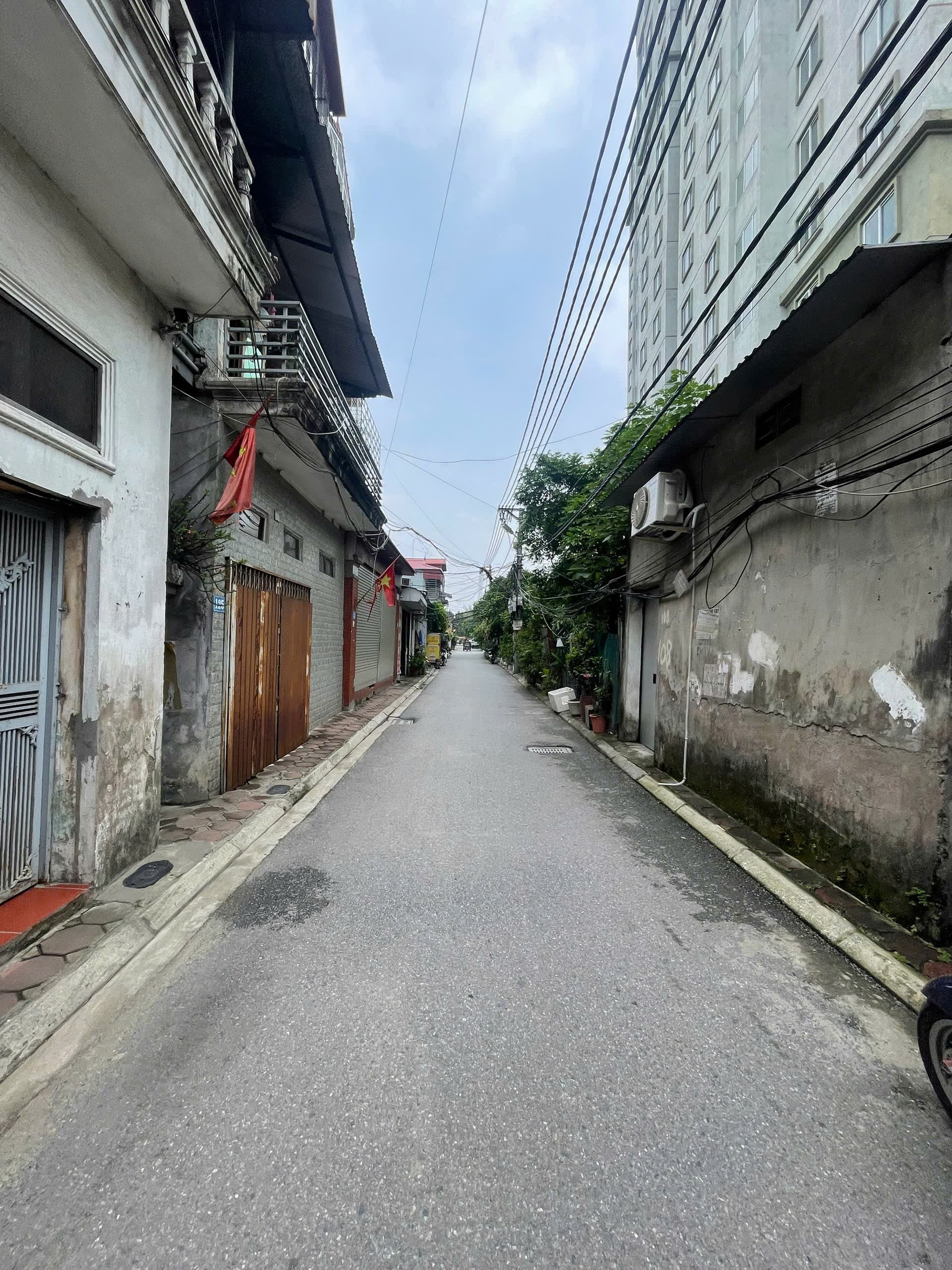 Nhà đất mặt phố, Hoàng Mai, Hà Nội - 85m² giá 17 tỷ