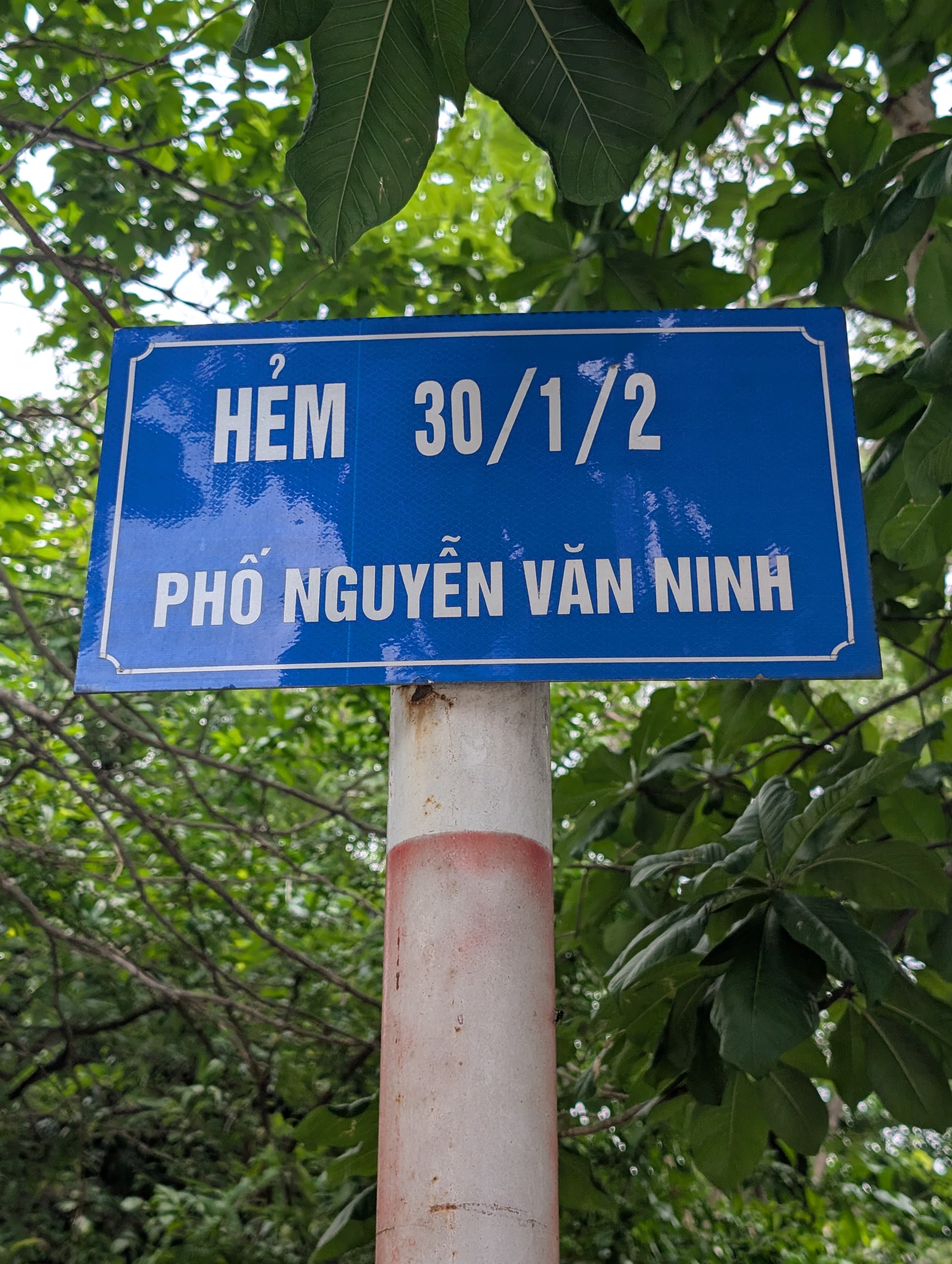 Nhà đất Khu đô thị Việt Hưng -, - 240m² giá 79.5 tỷ