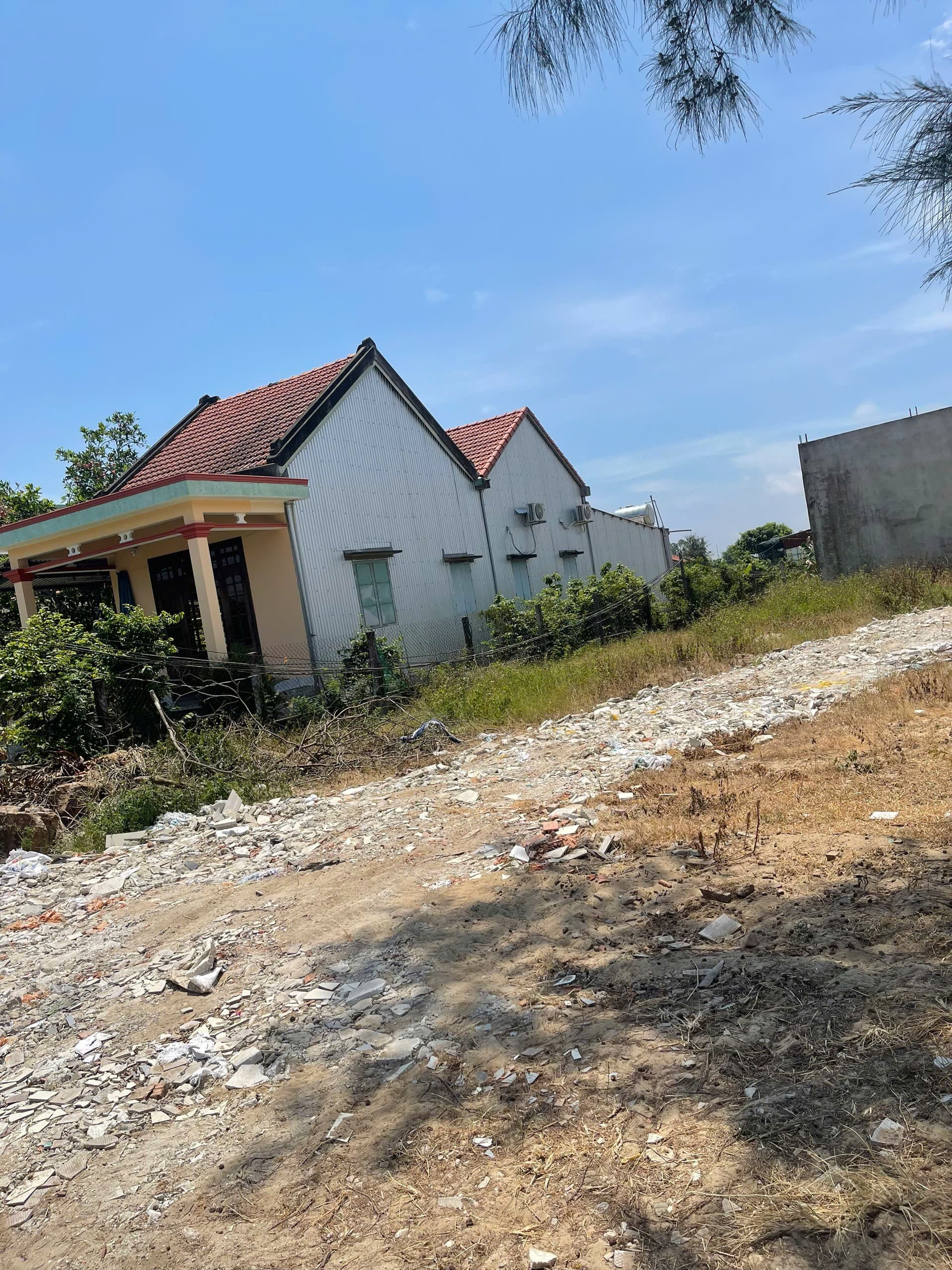 Nhà đất mặt phố Điện Bàn, Quảng Nam - 184m² giá 2.55 tỷ