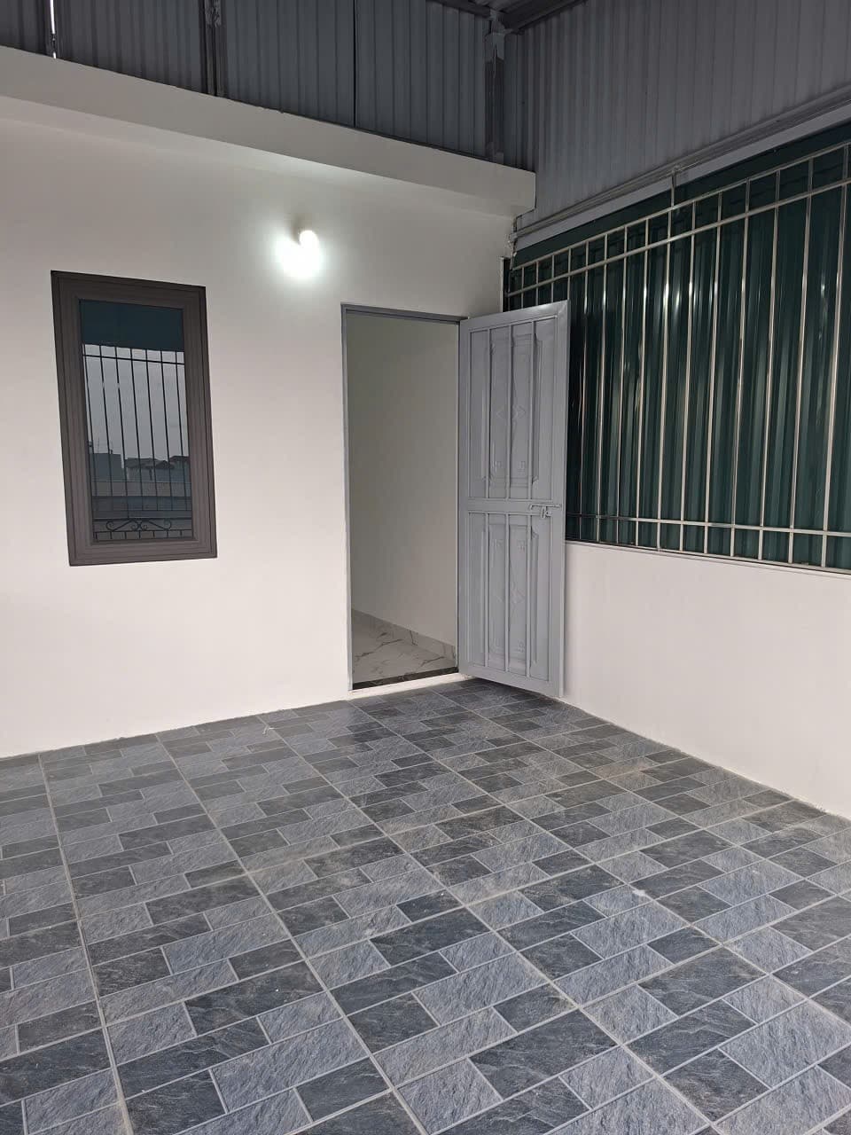 Nhà đất mặt phố, Hoàng Mai, Hà Nội - 25m² giá 4.98 tỷ